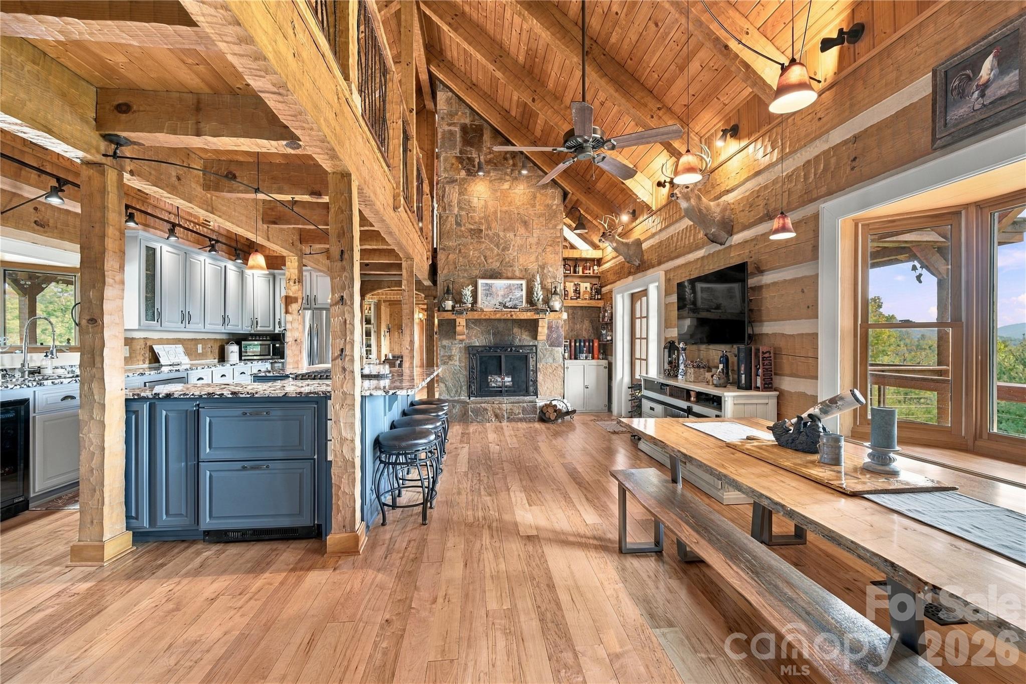 237 Murdock Road Property Photo 6