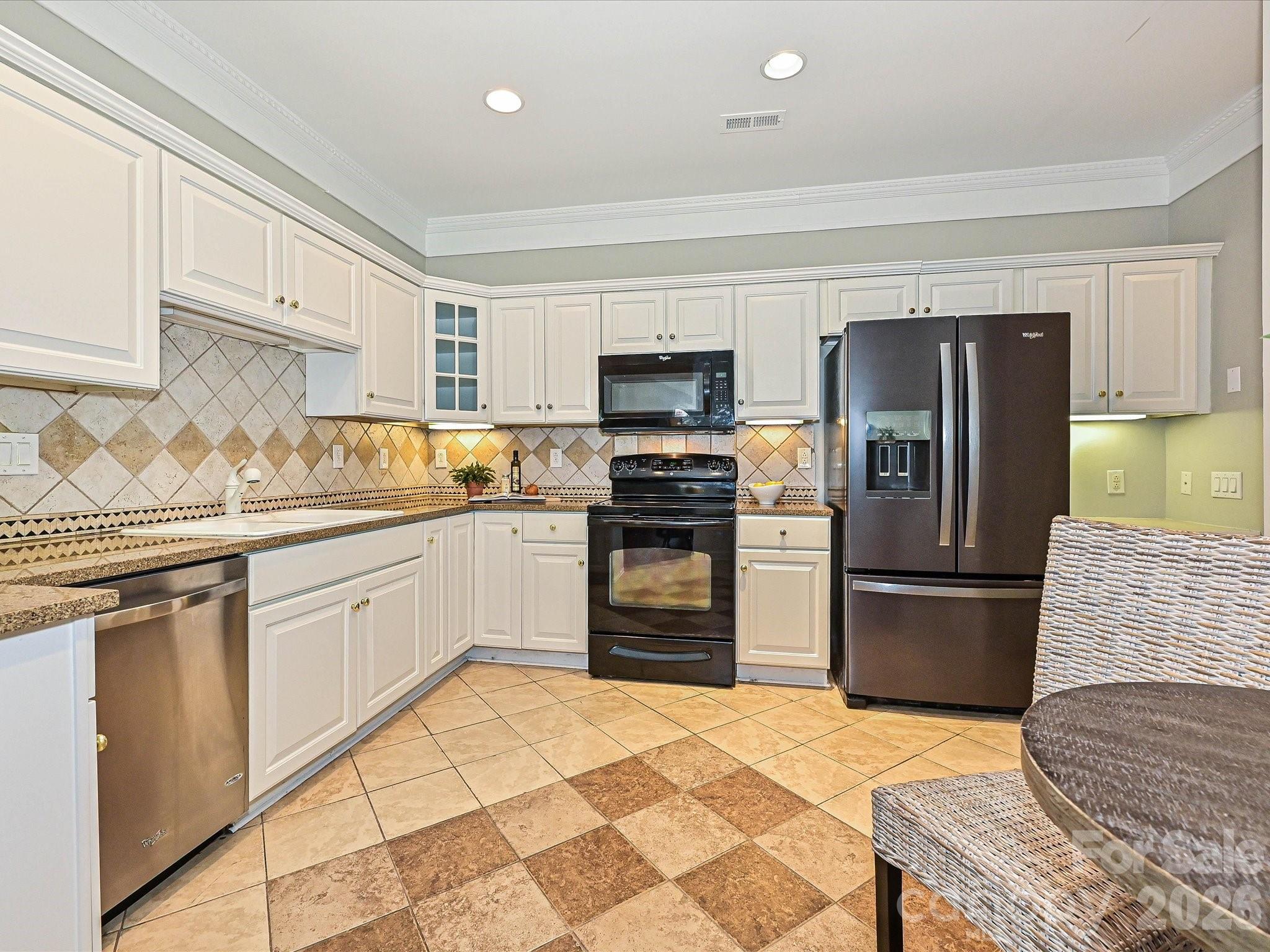 8629 Windsor Ridge Drive Property Photo 10