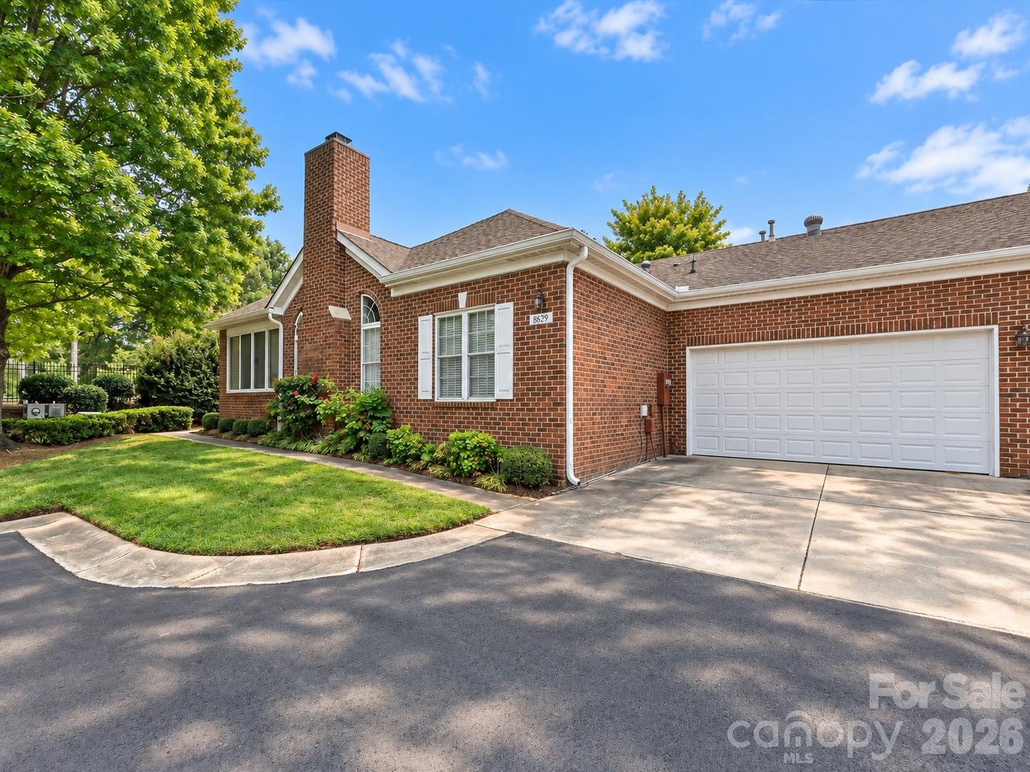 8629 Windsor Ridge Drive Property Photo 23