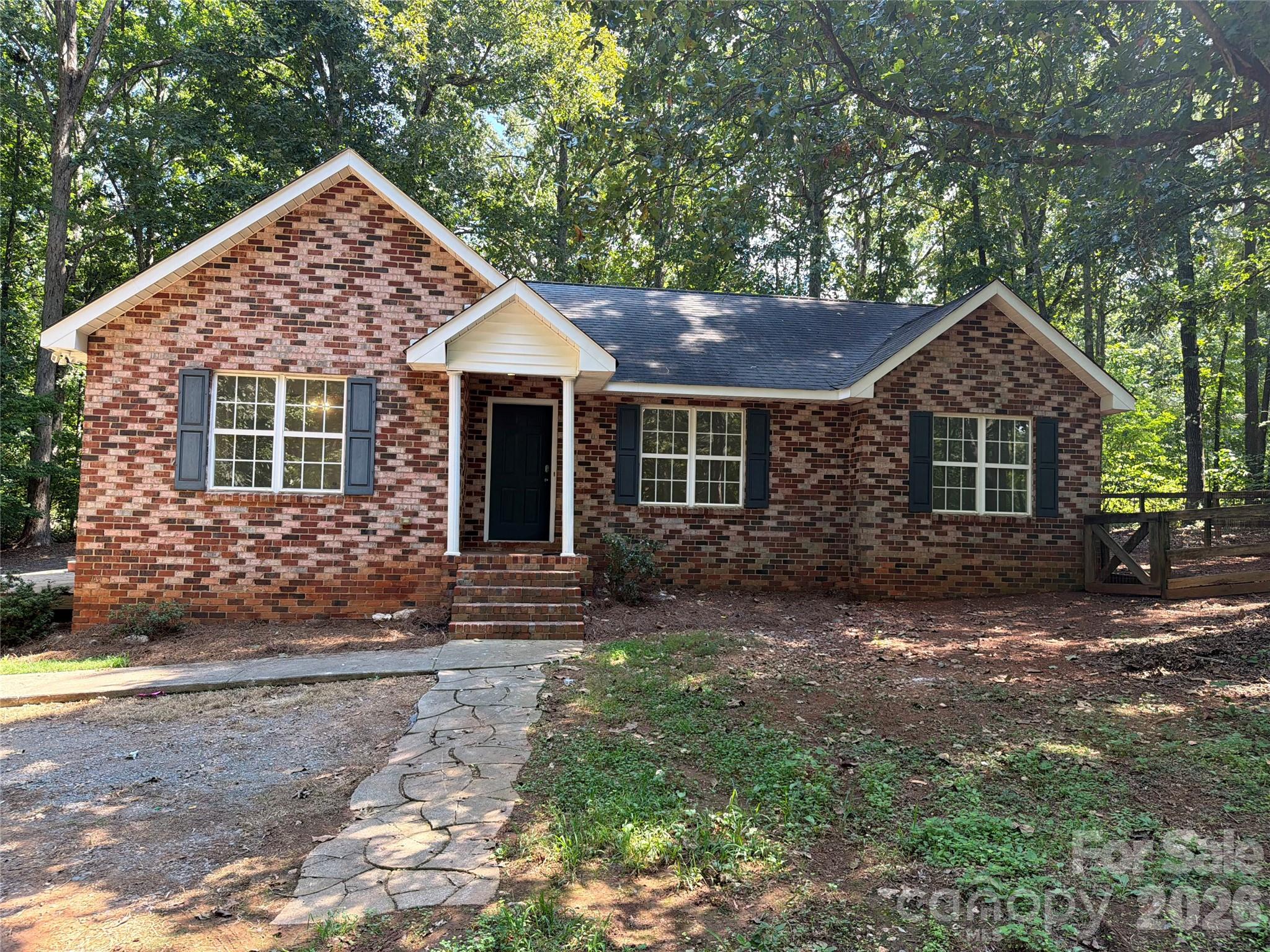 3705 Griffith Road Property Photo 1