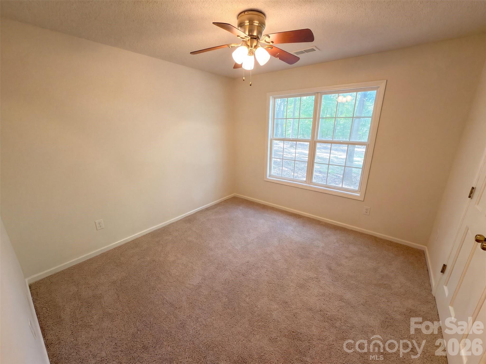3705 Griffith Road Property Photo 13