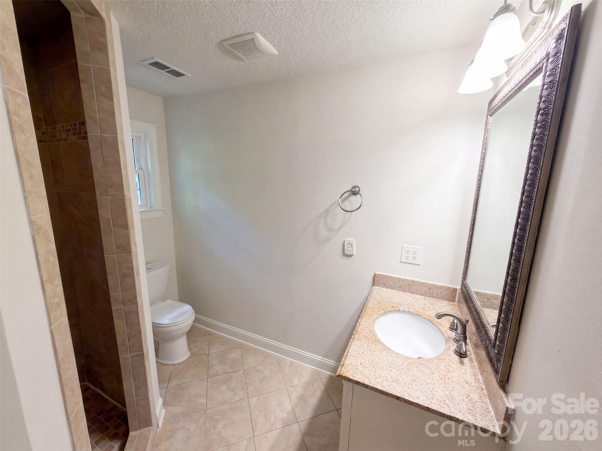 3705 Griffith Road Property Photo 16