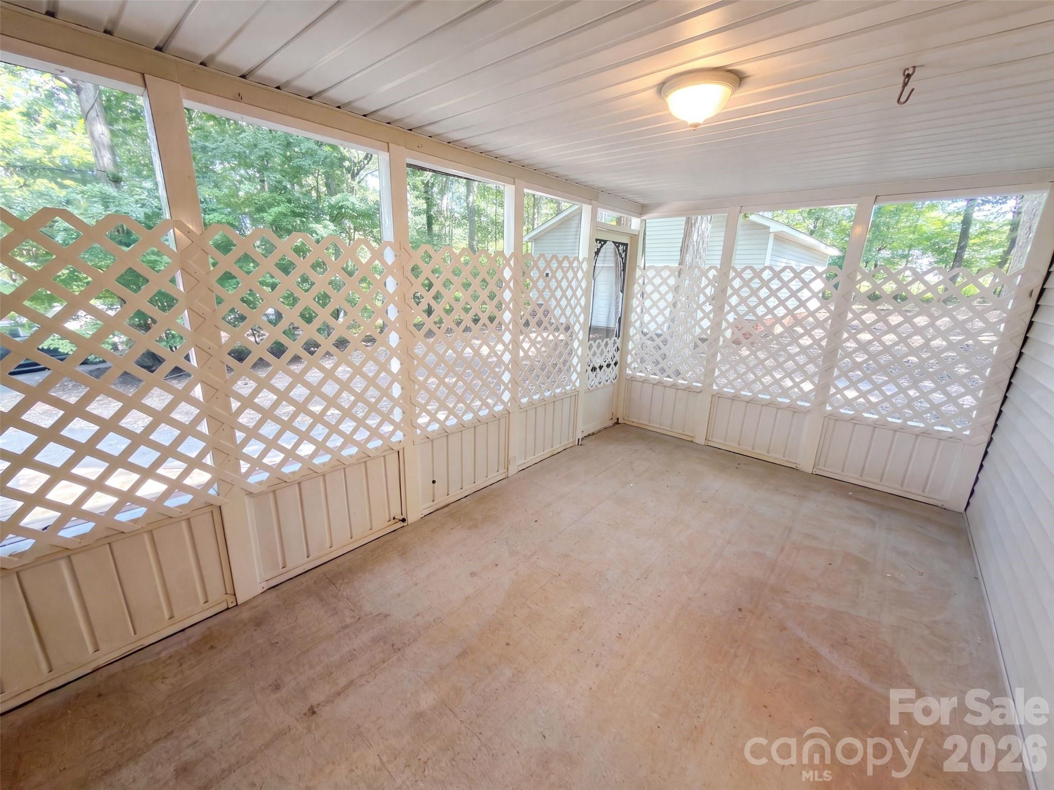 3705 Griffith Road Property Photo 18