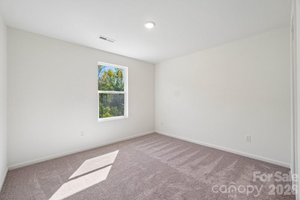 104 Weller Lane Property Photo 3