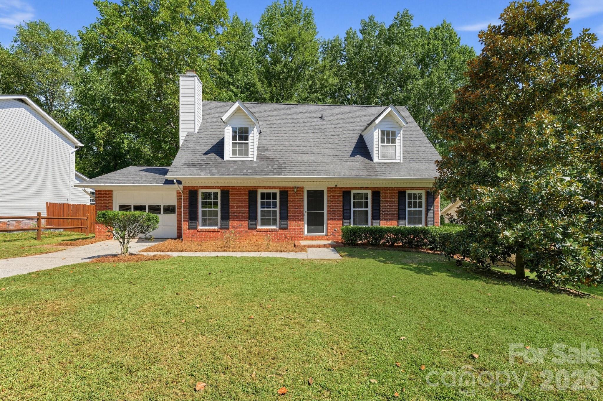 6240 Round Hill Road Property Photo 1