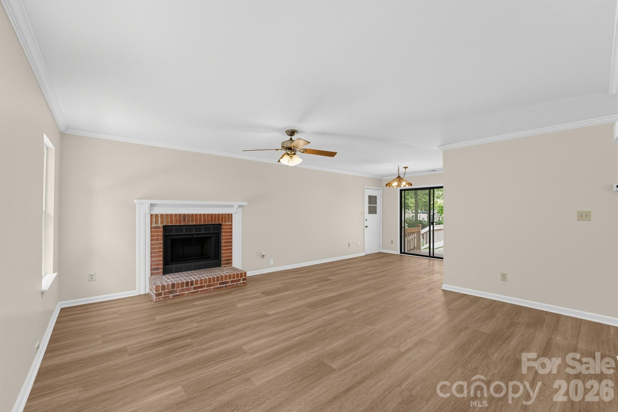 6240 Round Hill Road Property Photo 6
