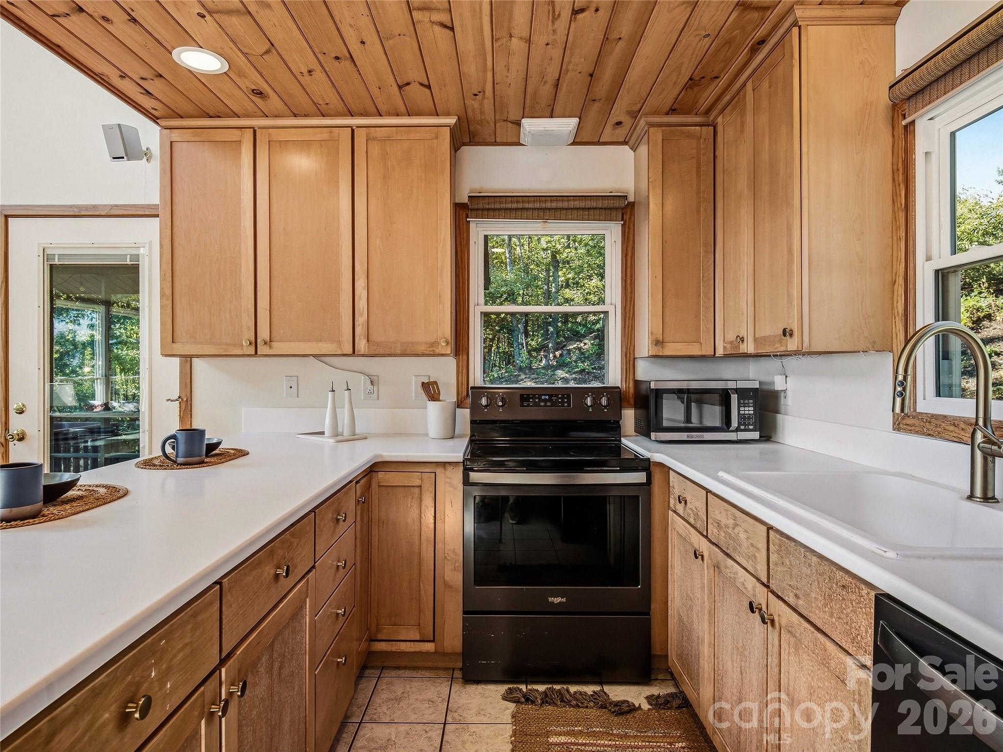 265 Idlewild Drive Property Photo 15