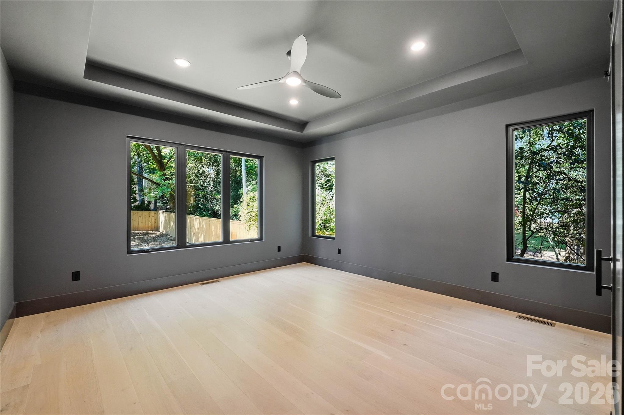 1433 N Sharon Amity Road Property Photo 14