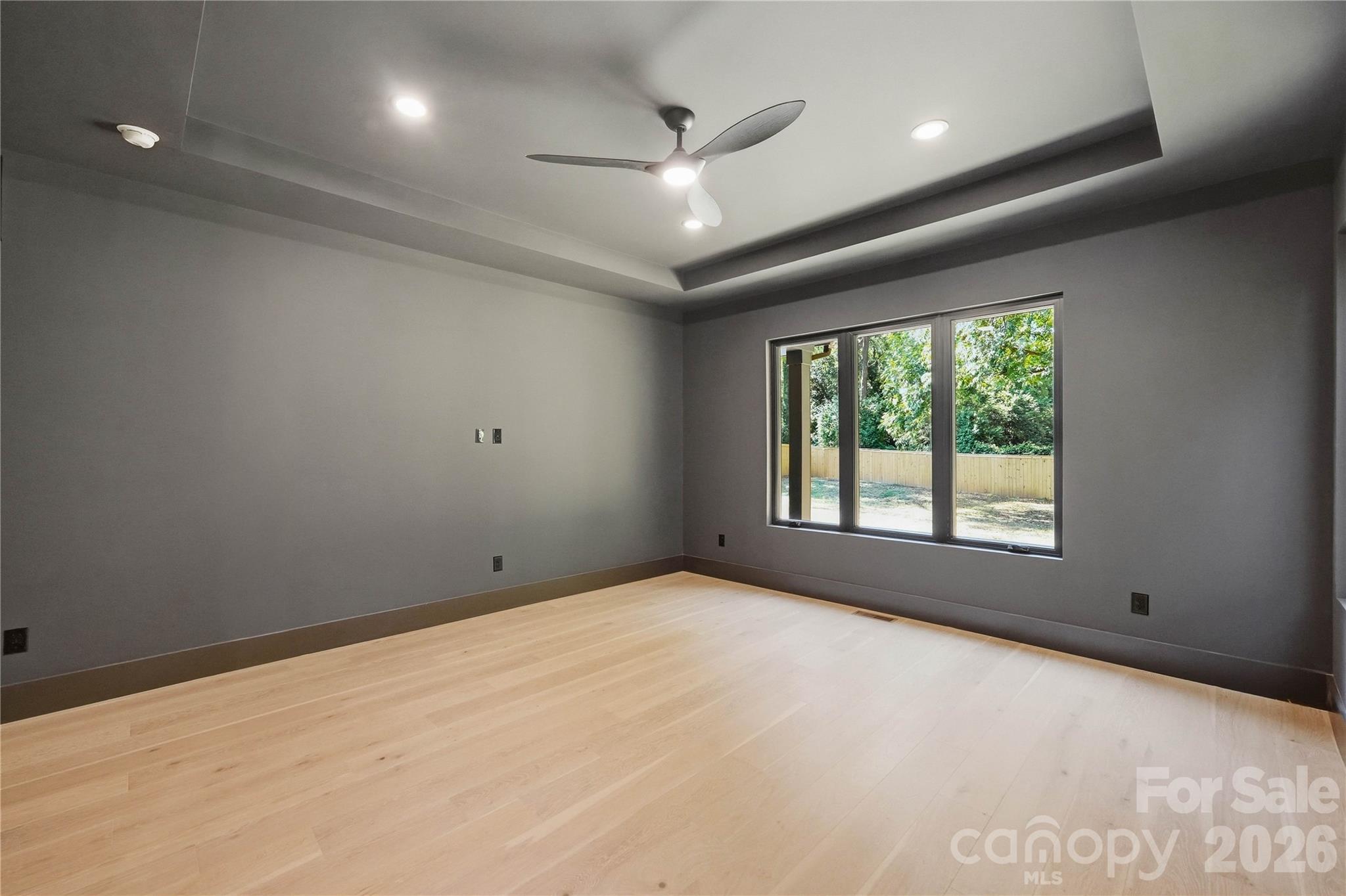 1433 N Sharon Amity Road Property Photo 15