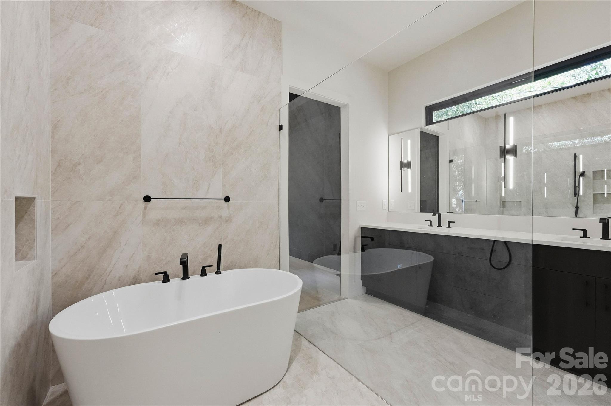 1433 N Sharon Amity Road Property Photo 18