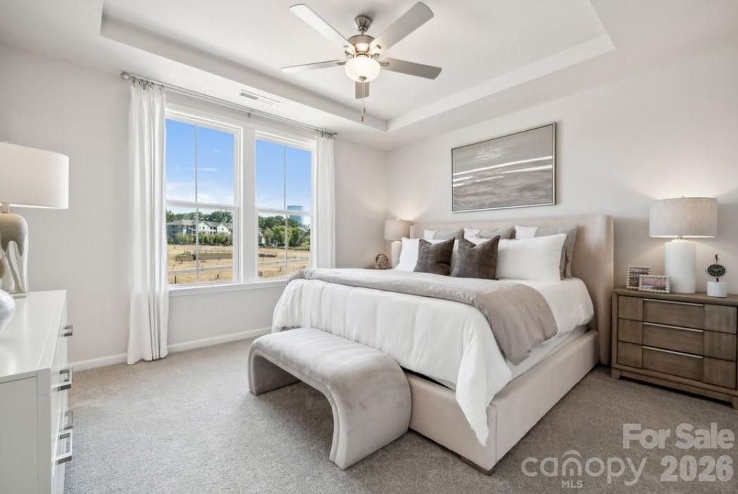 2025 Hawksworth Lane Property Photo 1