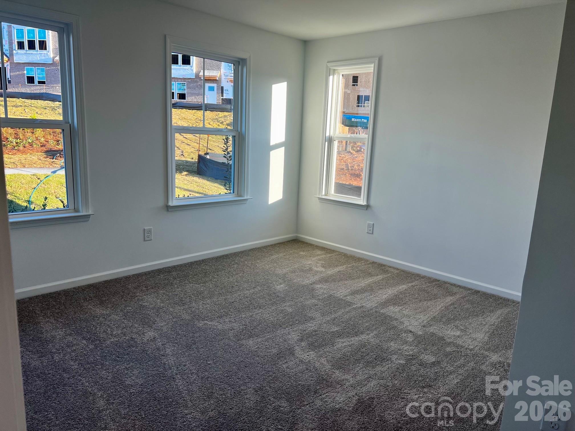 2025 Hawksworth Lane Property Photo 6