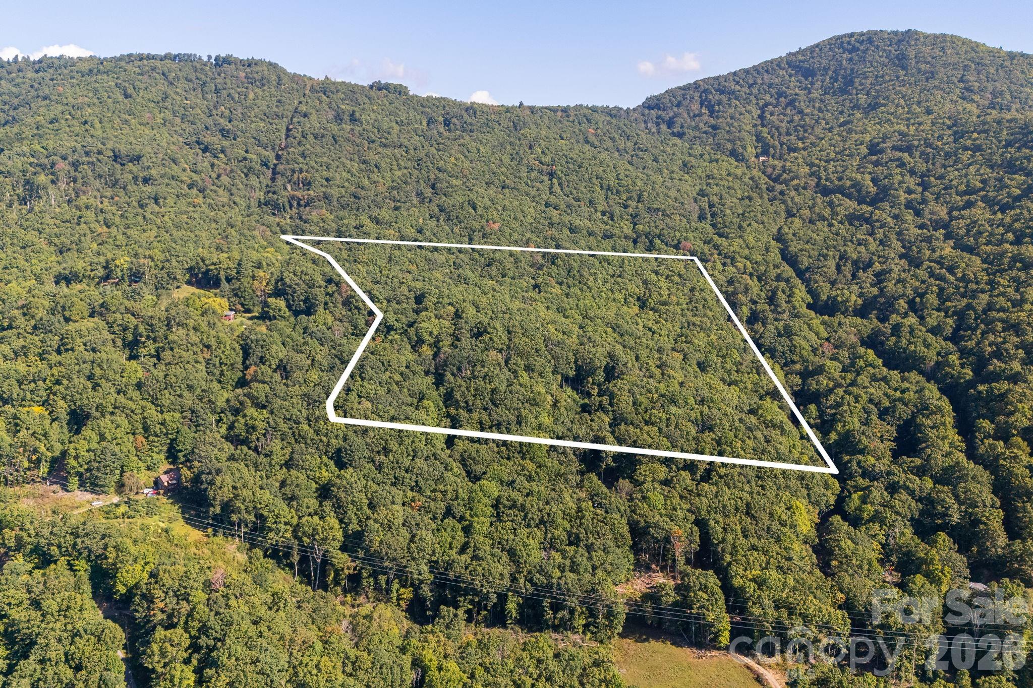 107 Copperhead Cove Property Photo 31