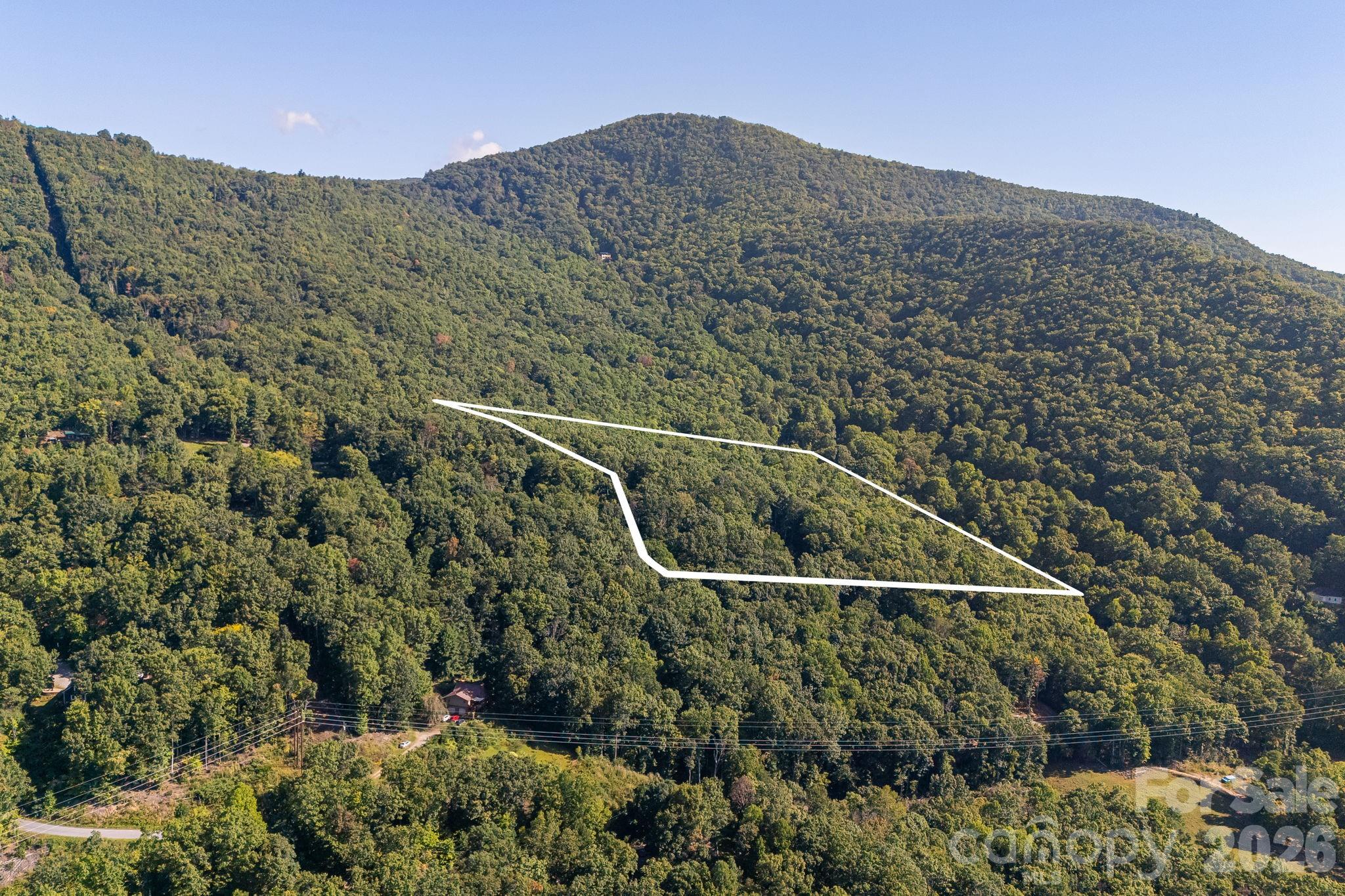 107 Copperhead Cove Property Photo 32