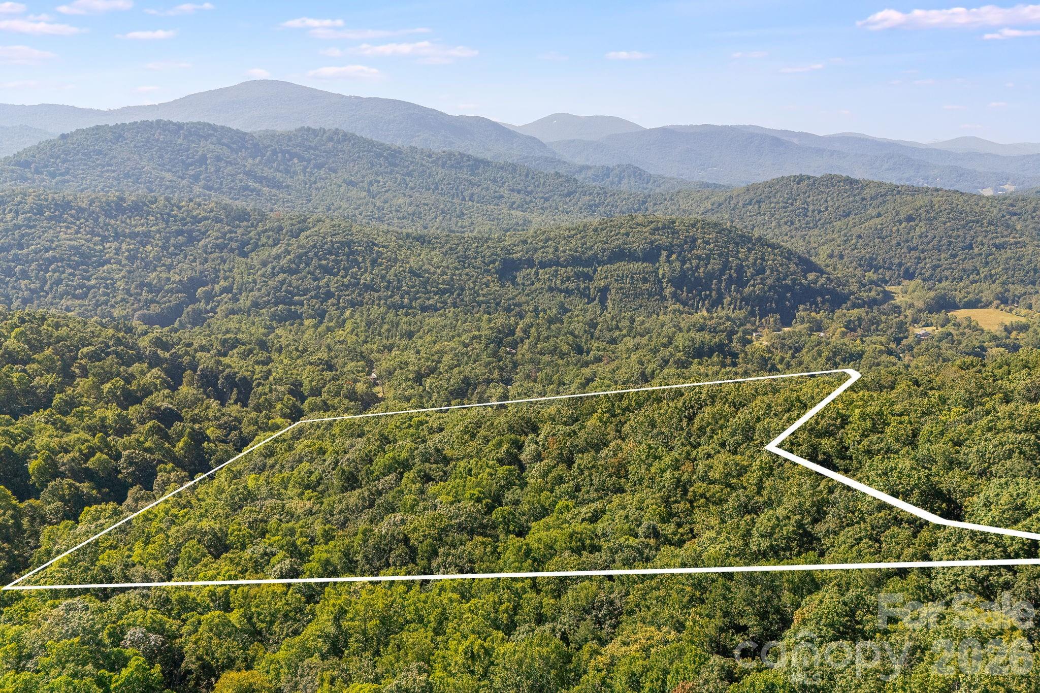 107 Copperhead Cove Property Photo 34