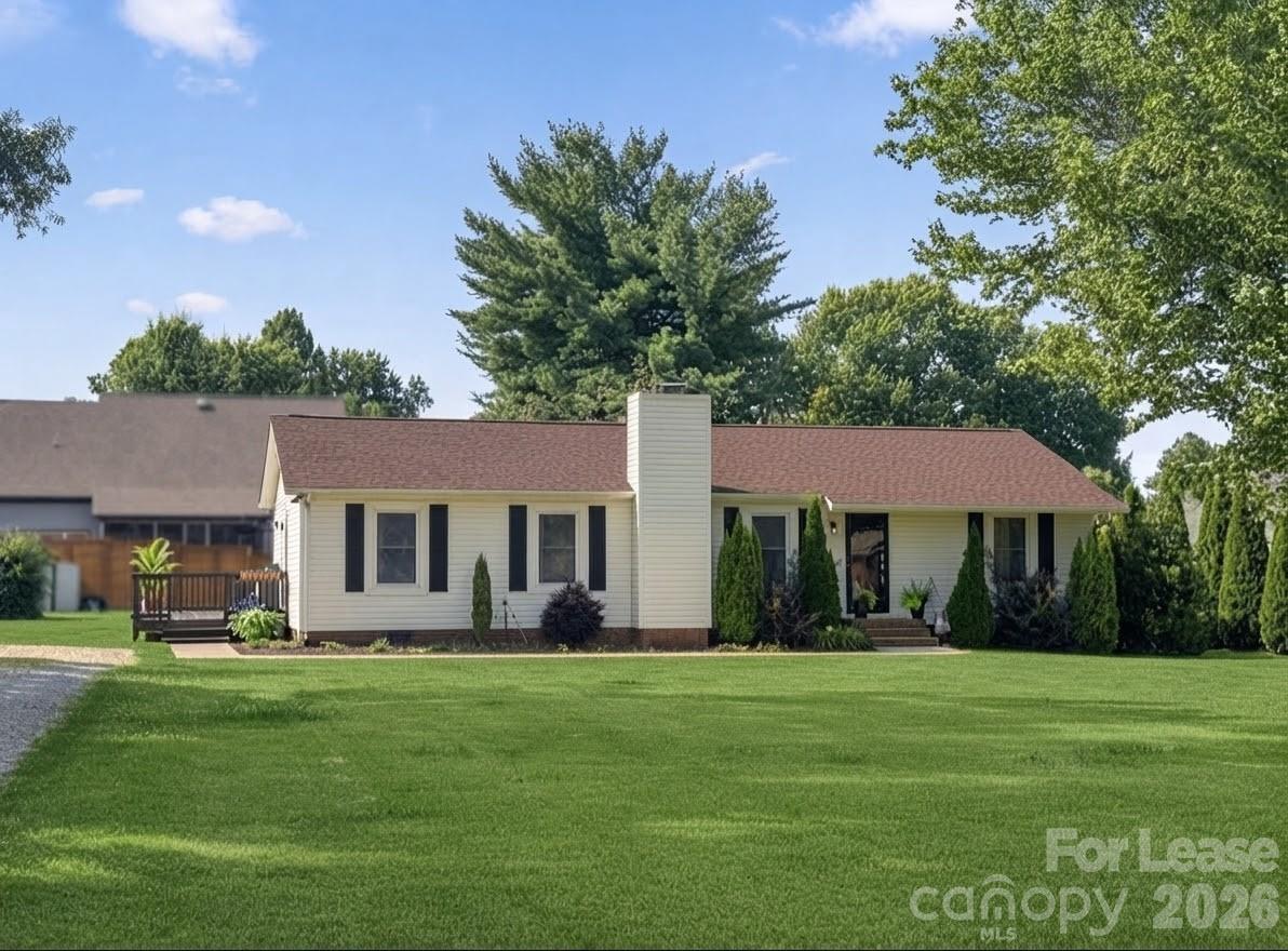 708 Langtree Road Property Photo 1