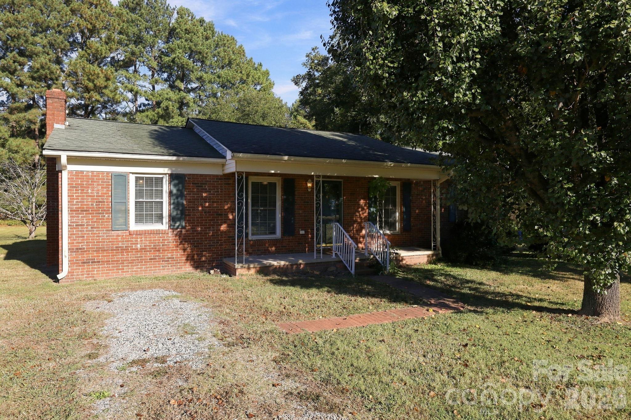 1140 Upper Palmer Road Property Photo 2