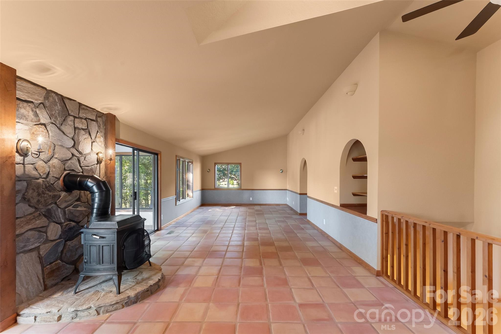 75 Bluebird Lane Property Photo 4
