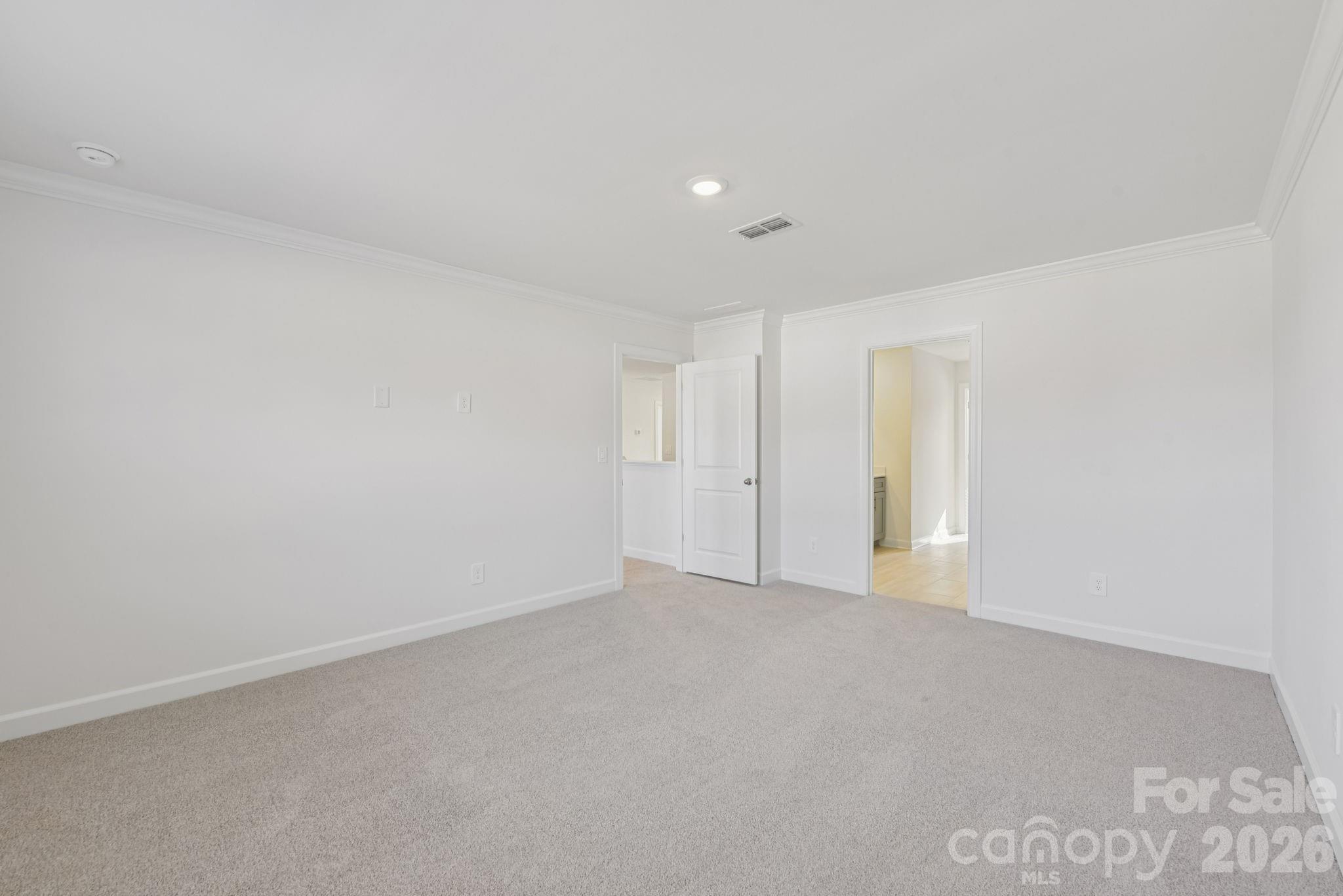 137 Frontiersman Drive Property Photo 20