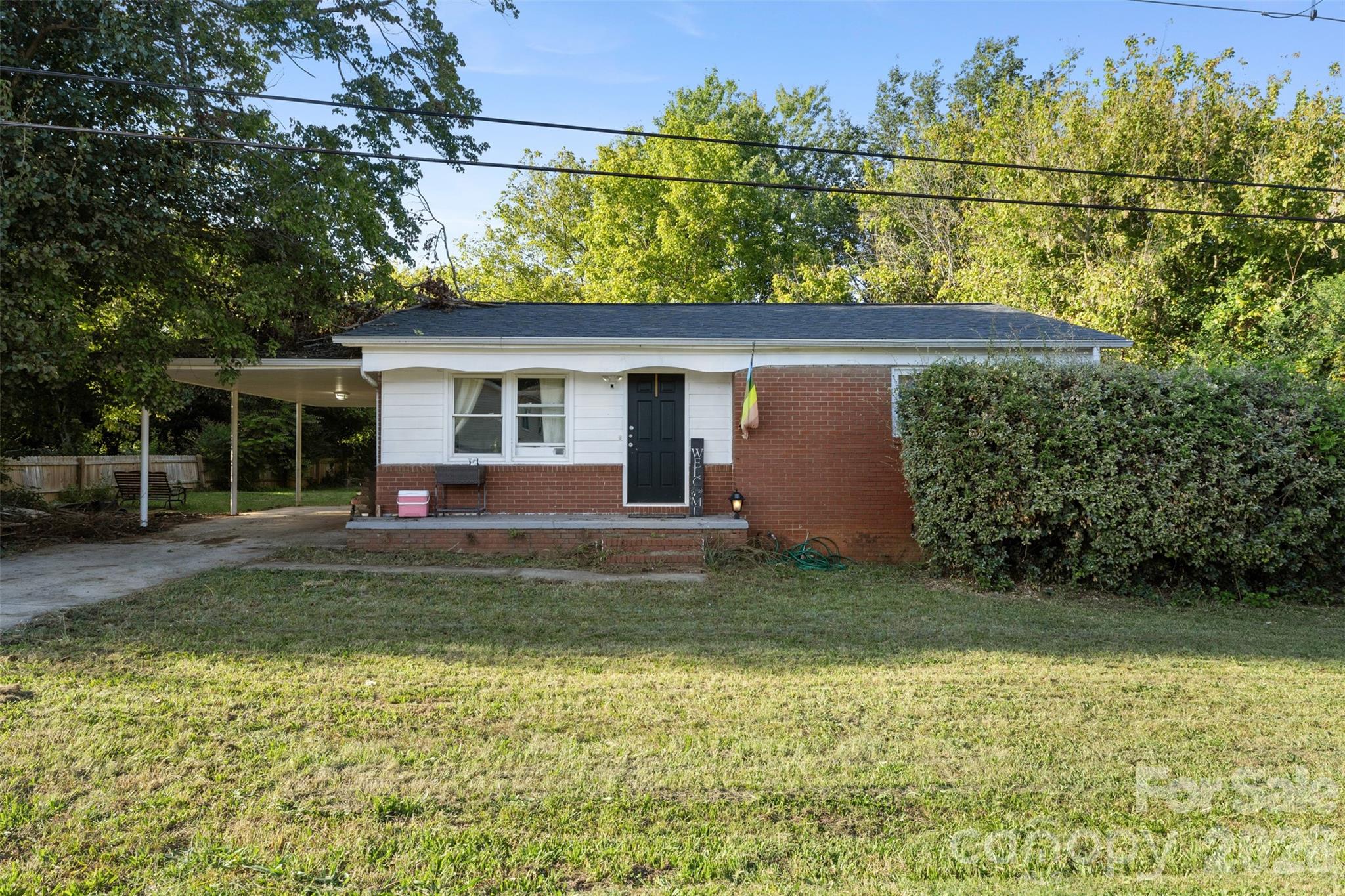 2217 Story Street Property Photo 1