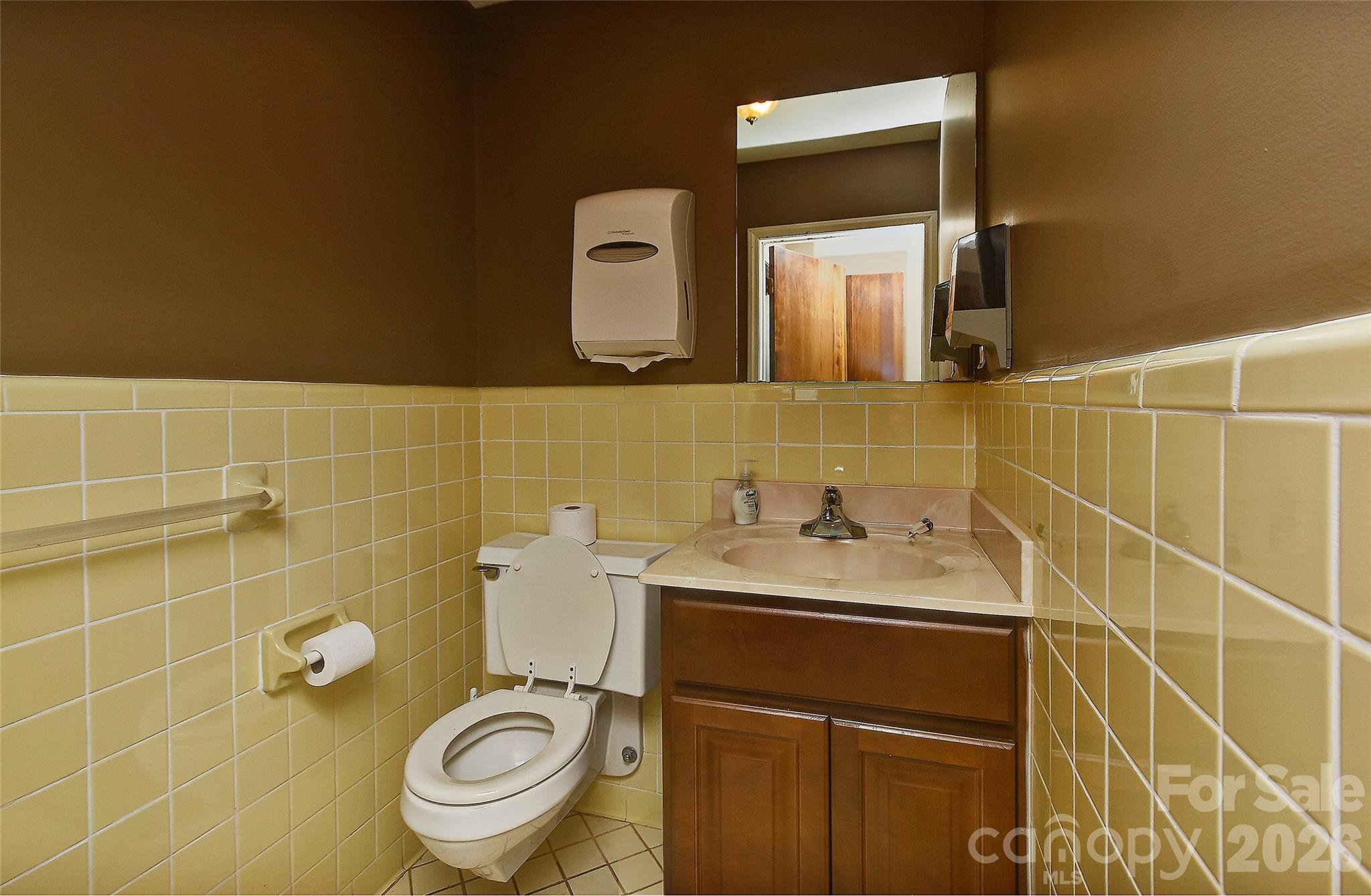 1907 Concord Avenue Property Photo 22