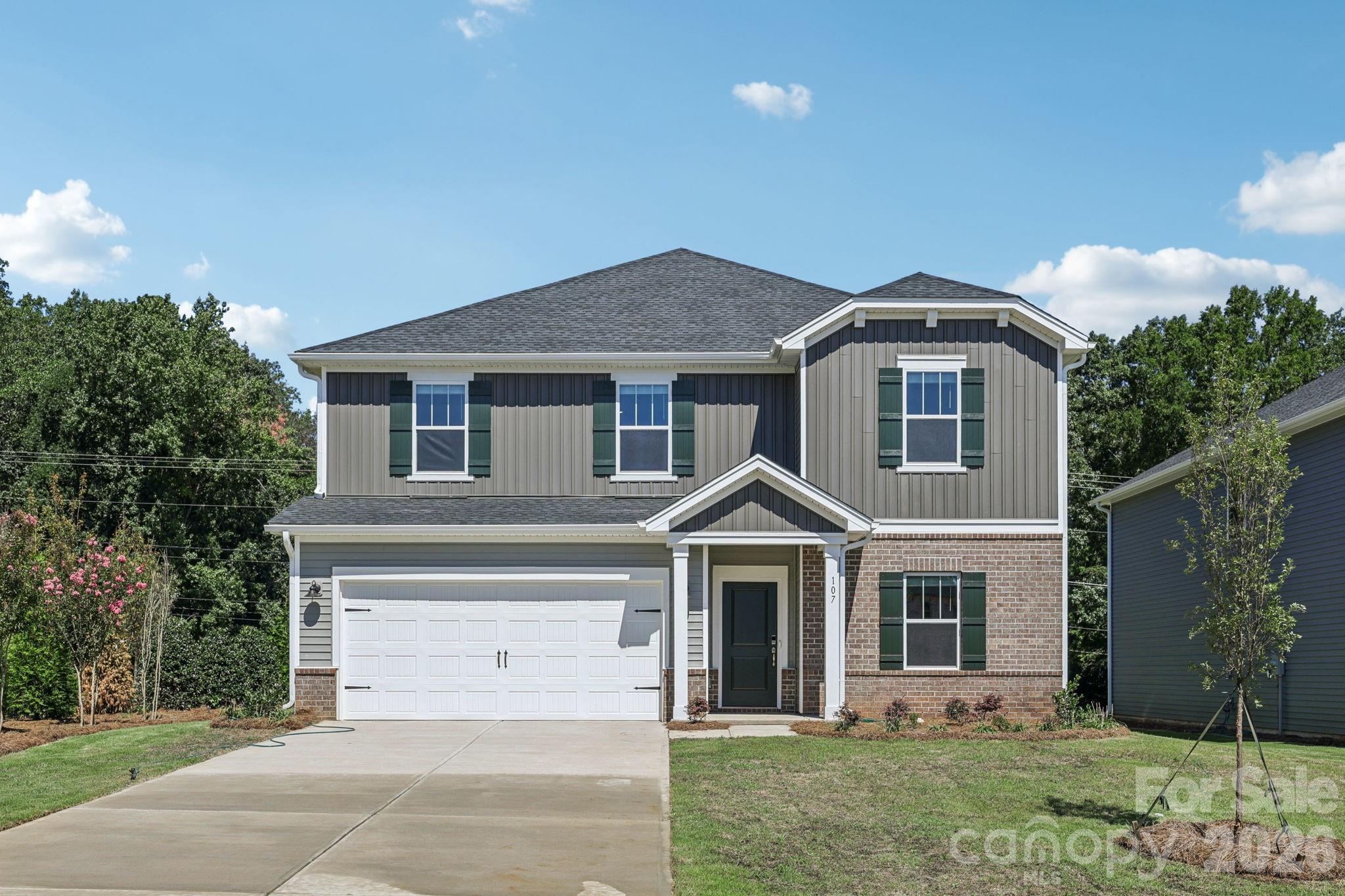 129 Frontiersman Drive Property Photo 1