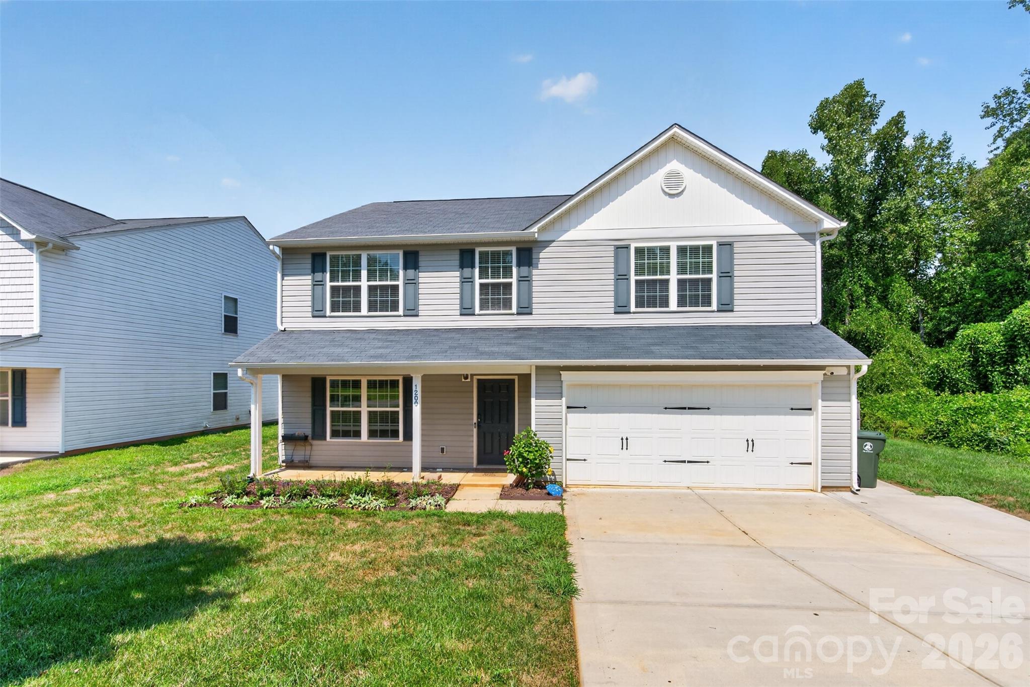 1200 Catawba Run Property Photo 1
