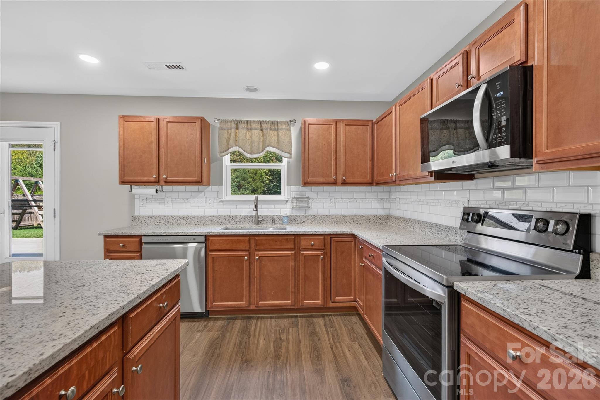 1200 Catawba Run Property Photo 17