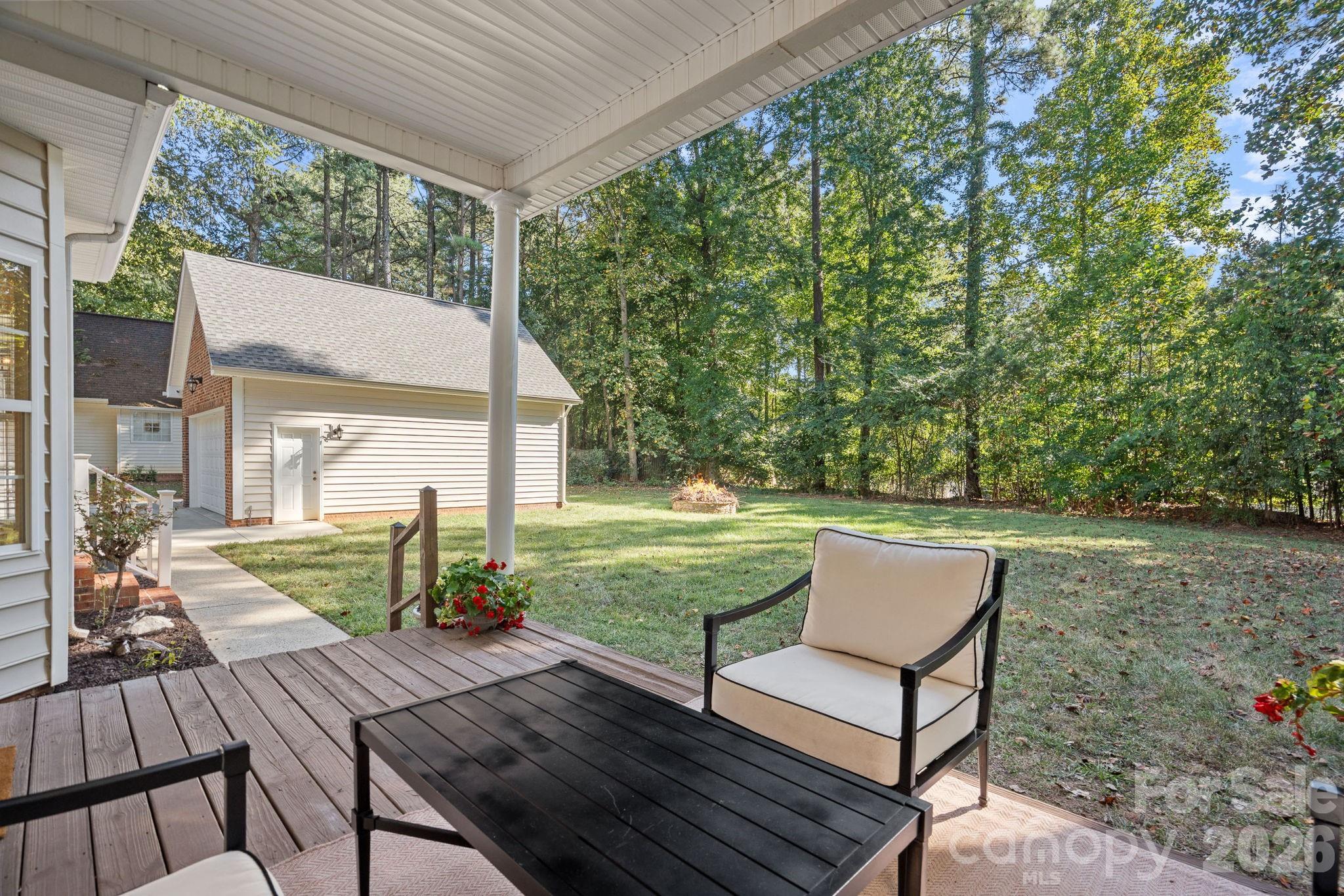 390 Robinson Road Property Photo 29