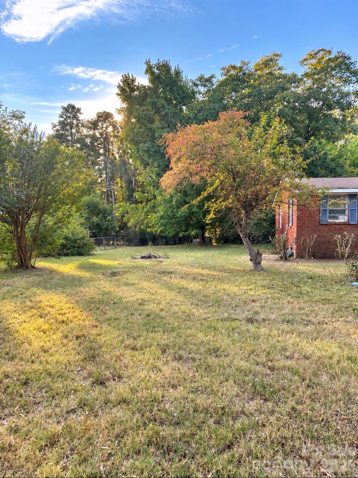 1929 Grace Lane Property Photo 3