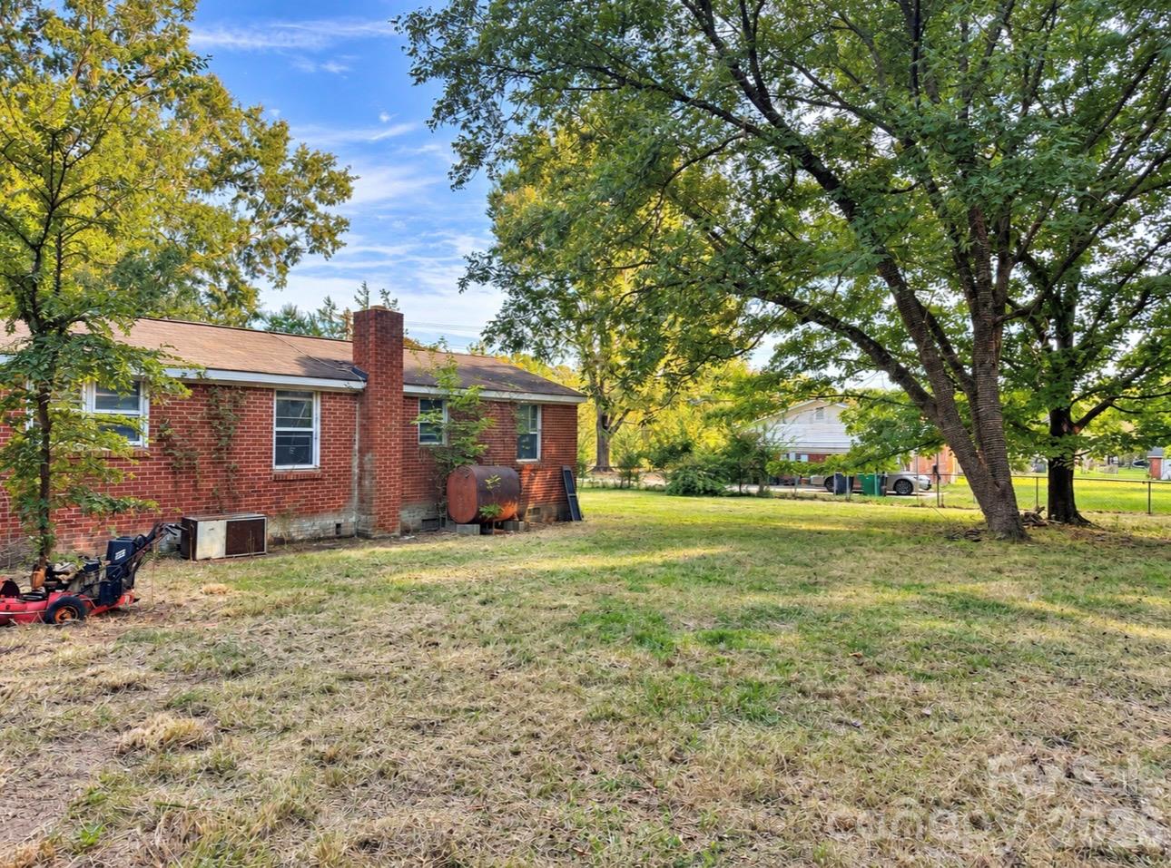 1929 Grace Lane Property Photo 5