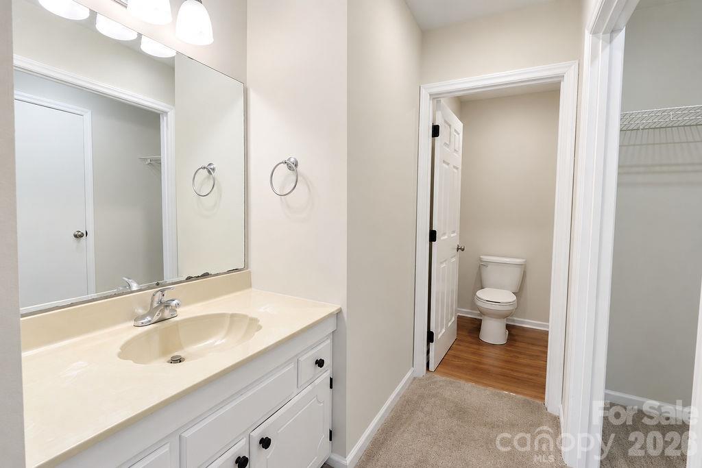 2102 S Main Street Property Photo 6