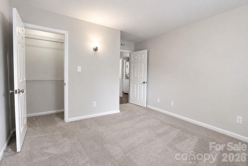 2102 S Main Street Property Photo 9