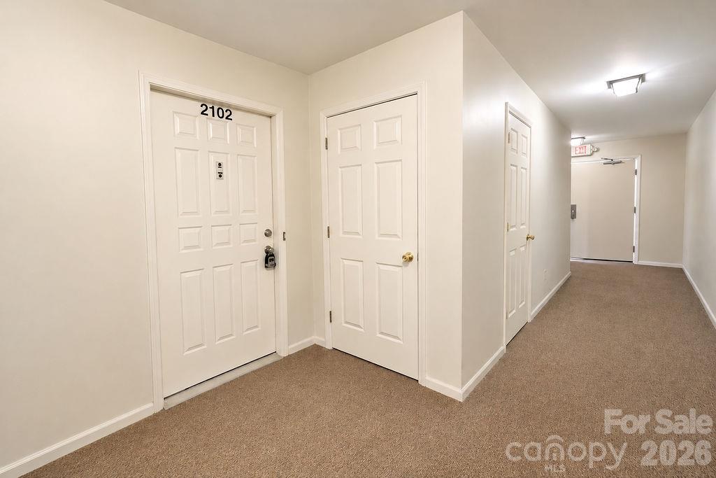 2102 S Main Street Property Photo 21