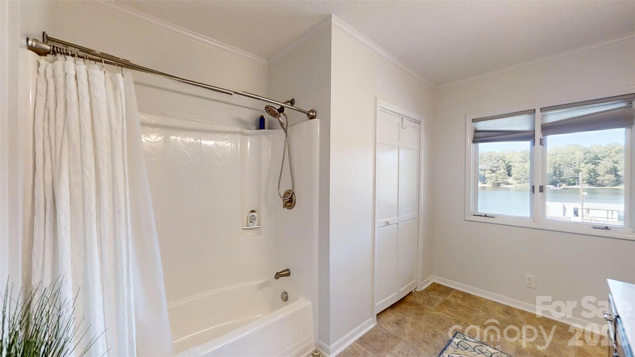 4935 Vagabond Lane Property Photo 12