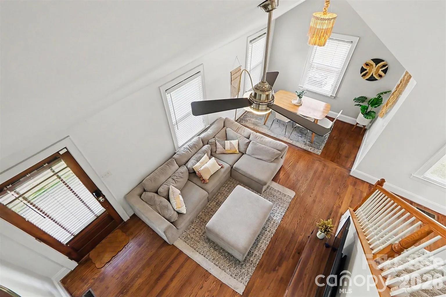 1013 Spruce Street Property Photo 3