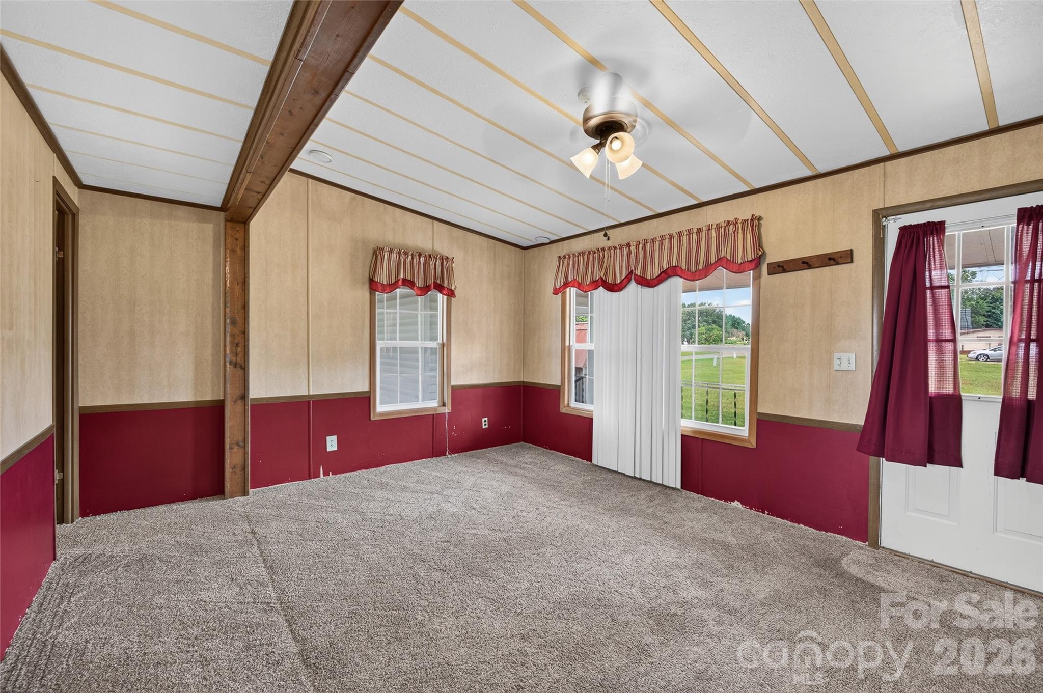2468 Old Mountain Road Property Photo 15