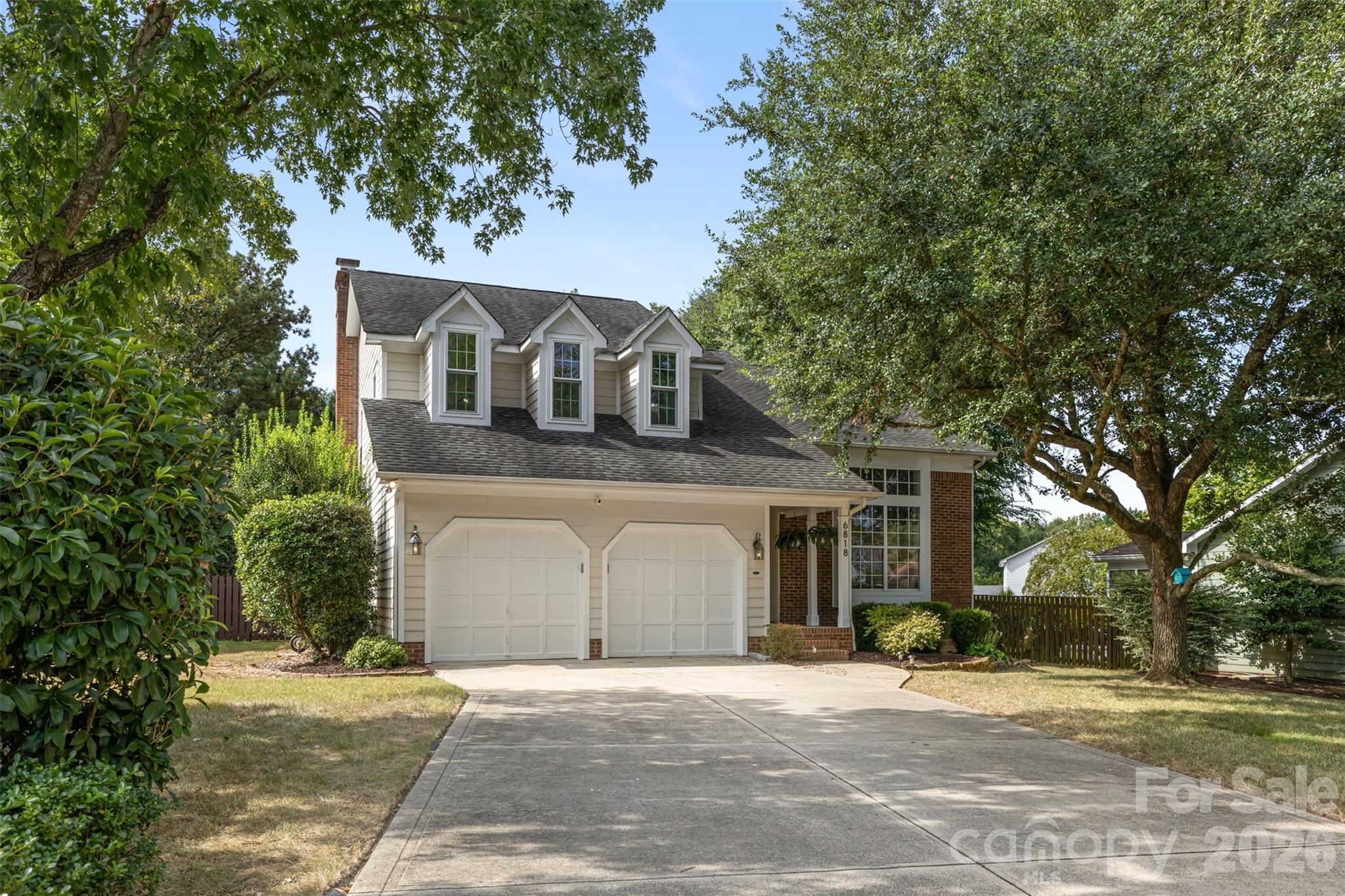 6818 Millingden Court Property Photo 2