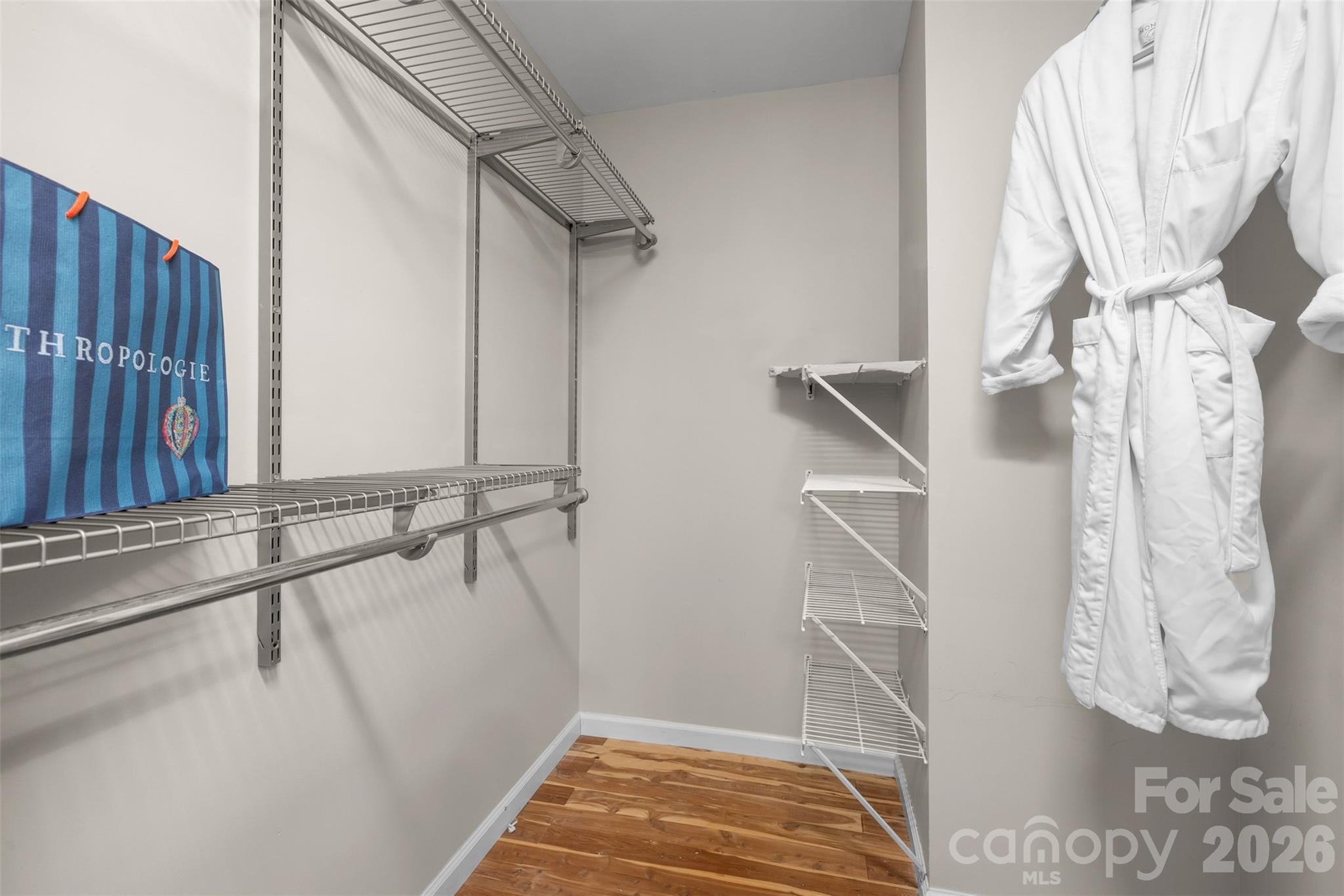 6818 Millingden Court Property Photo 23