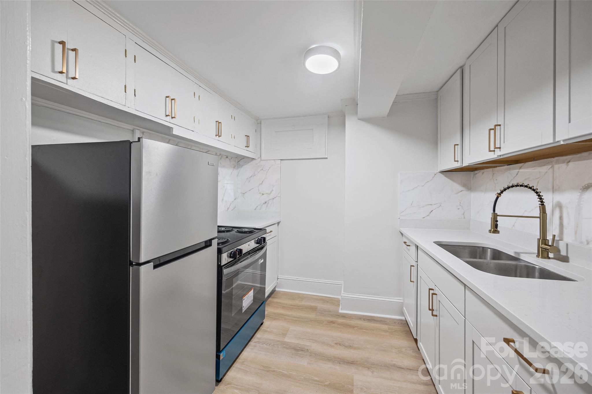 49 Corban Avenue 10 Property Photo 7