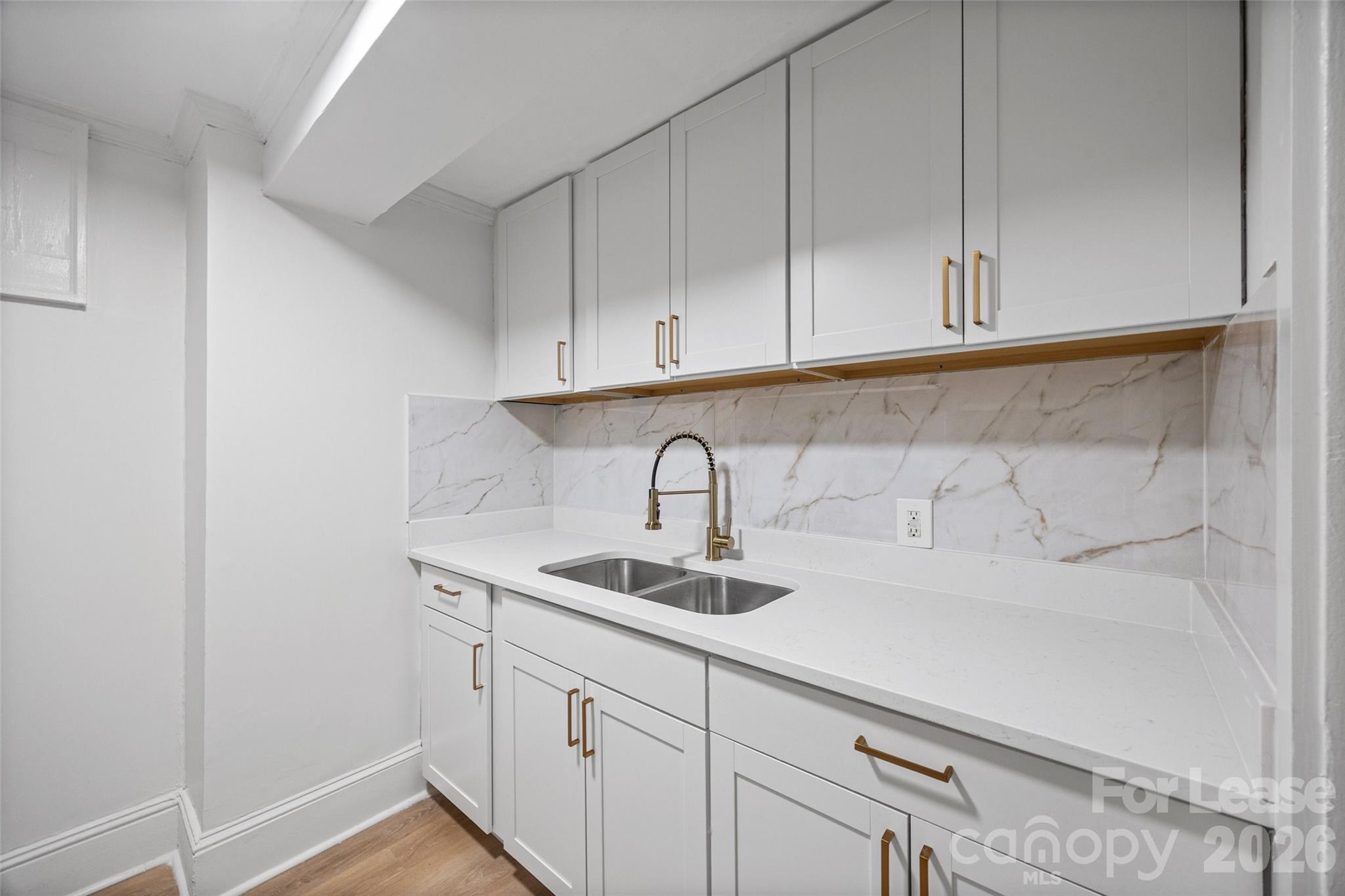 49 Corban Avenue 10 Property Photo 8