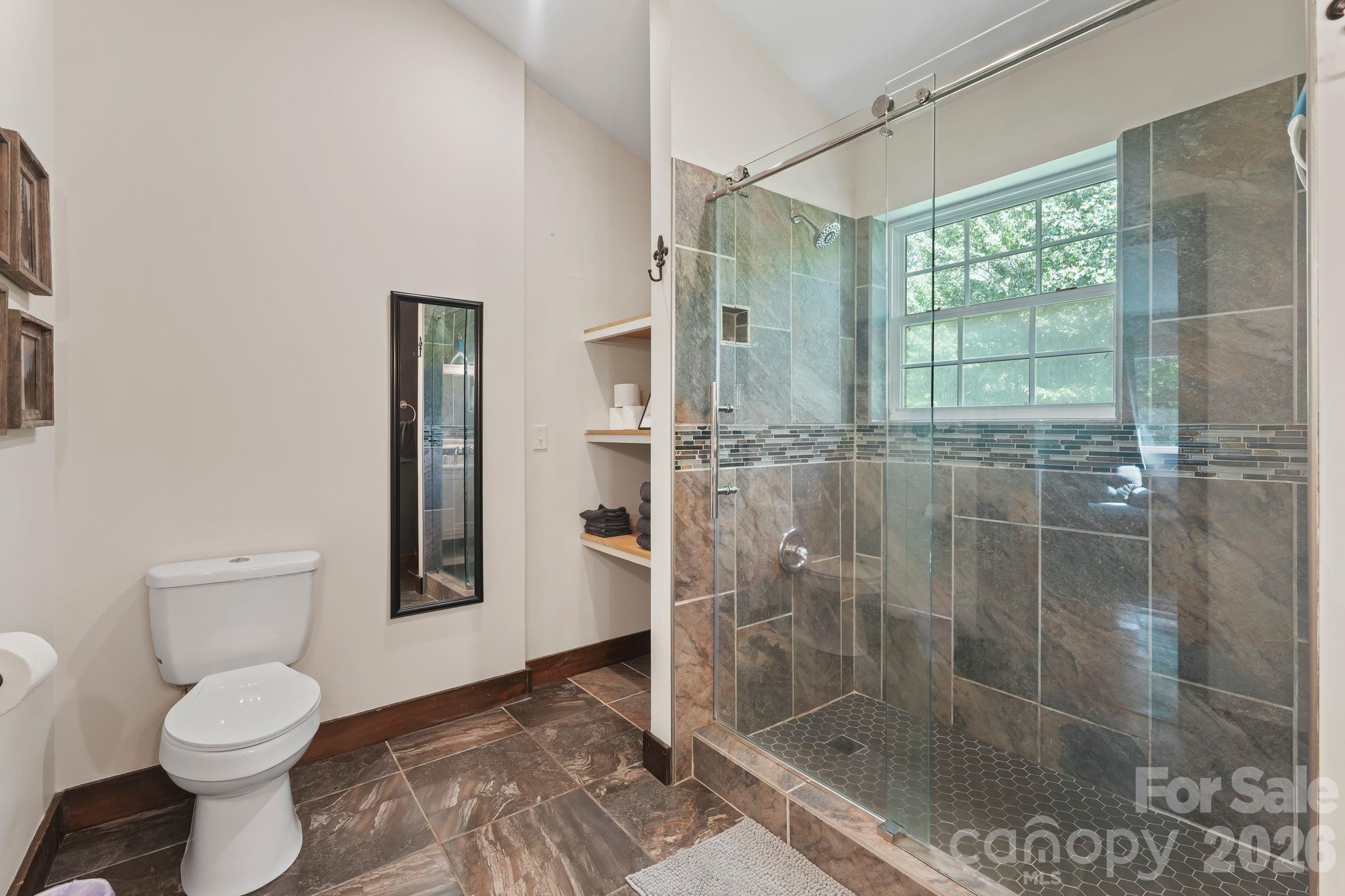 558 Perri Creek Way Property Photo 26