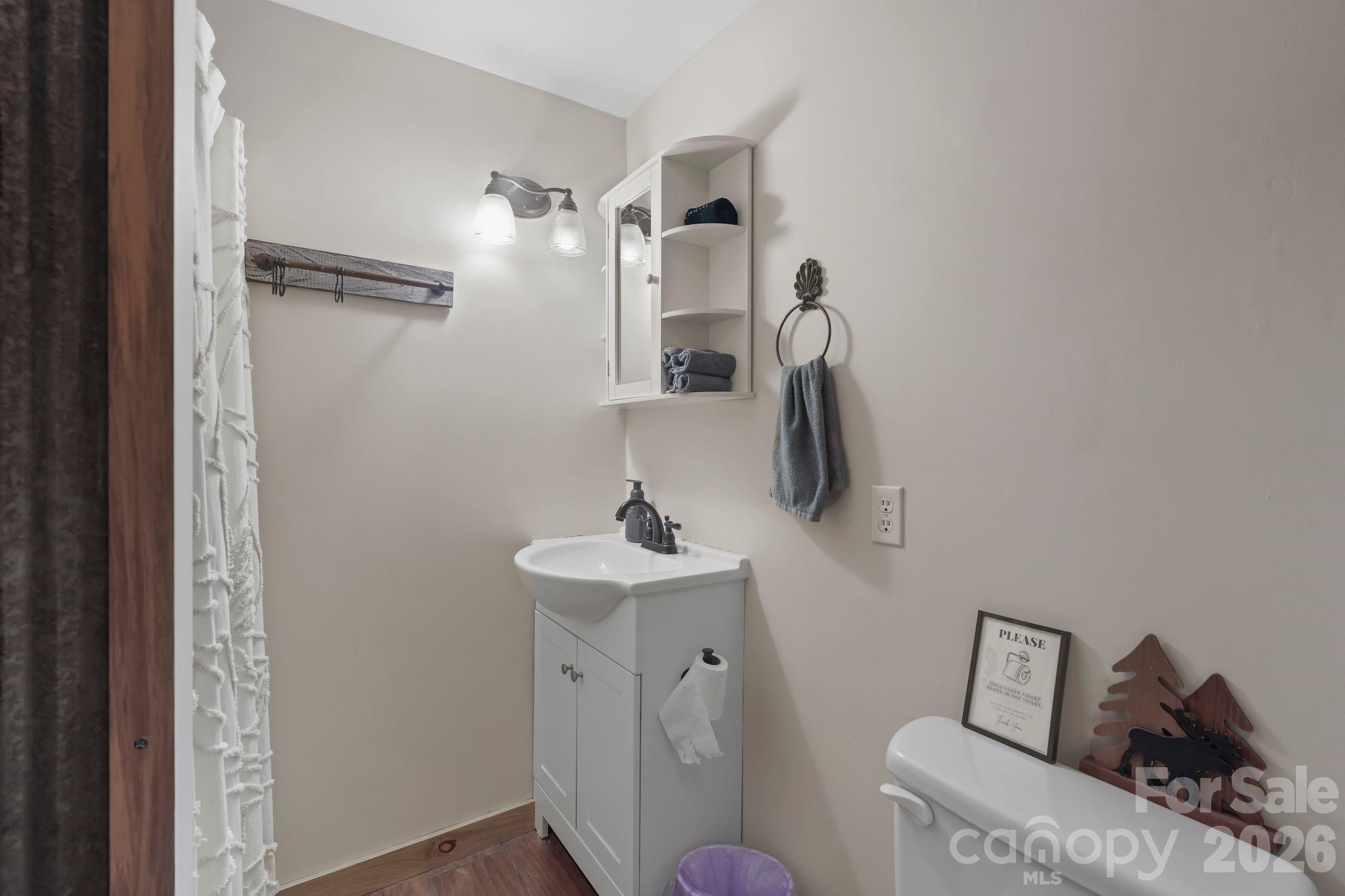 558 Perri Creek Way Property Photo 40