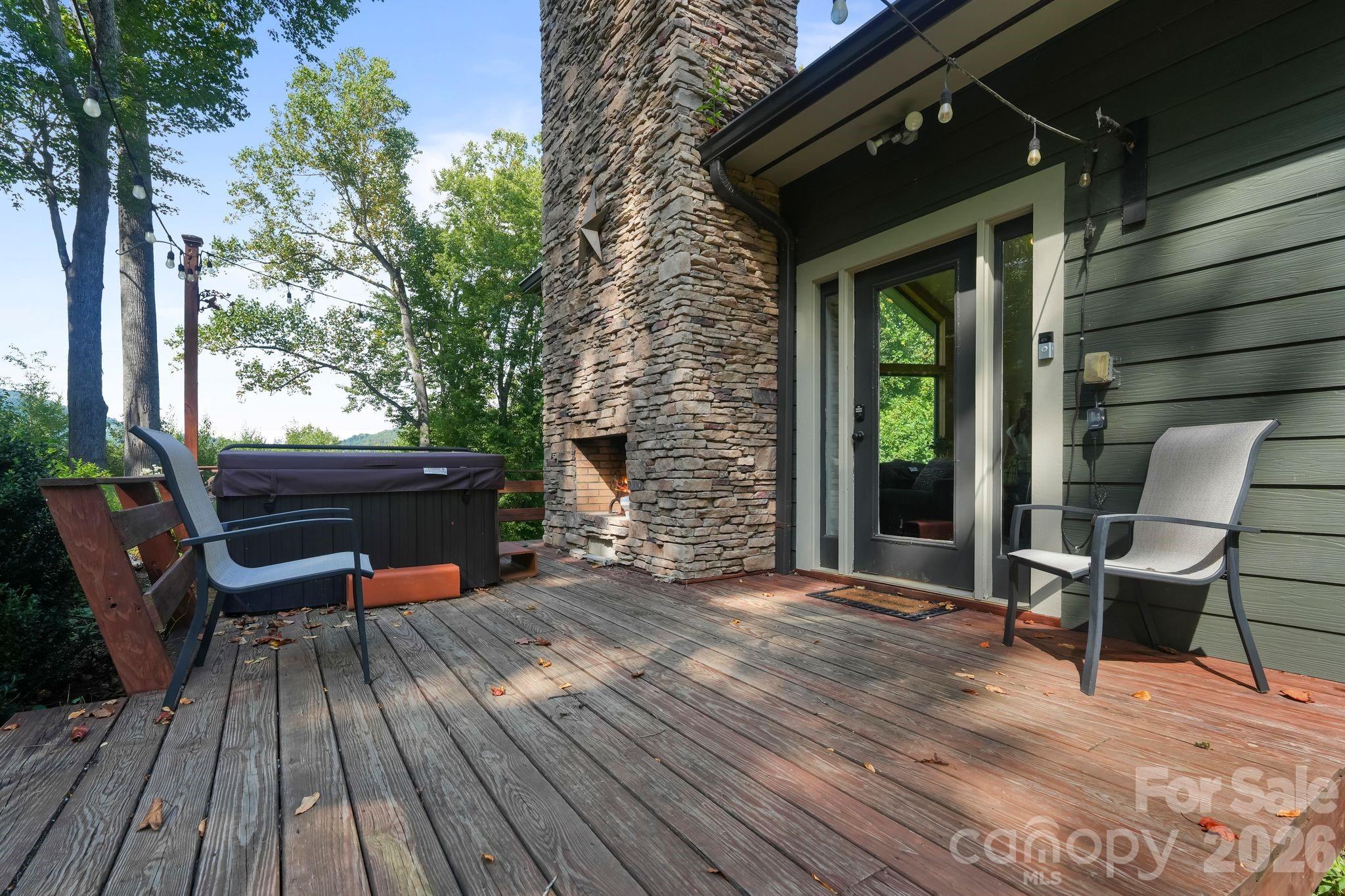 558 Perri Creek Way Property Photo 45