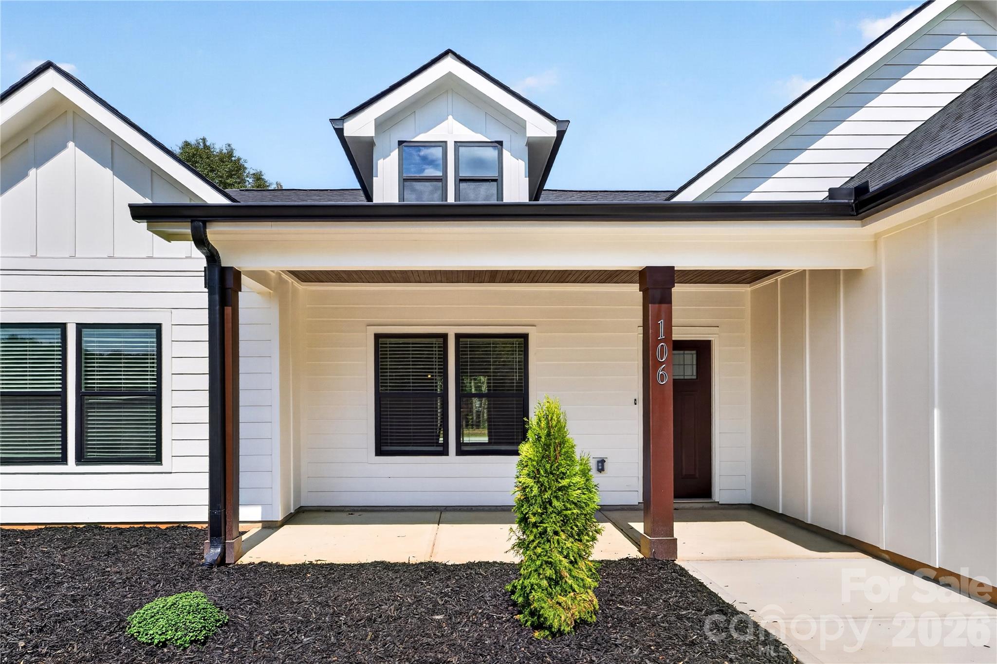 106 Blackley Circle Property Photo 8