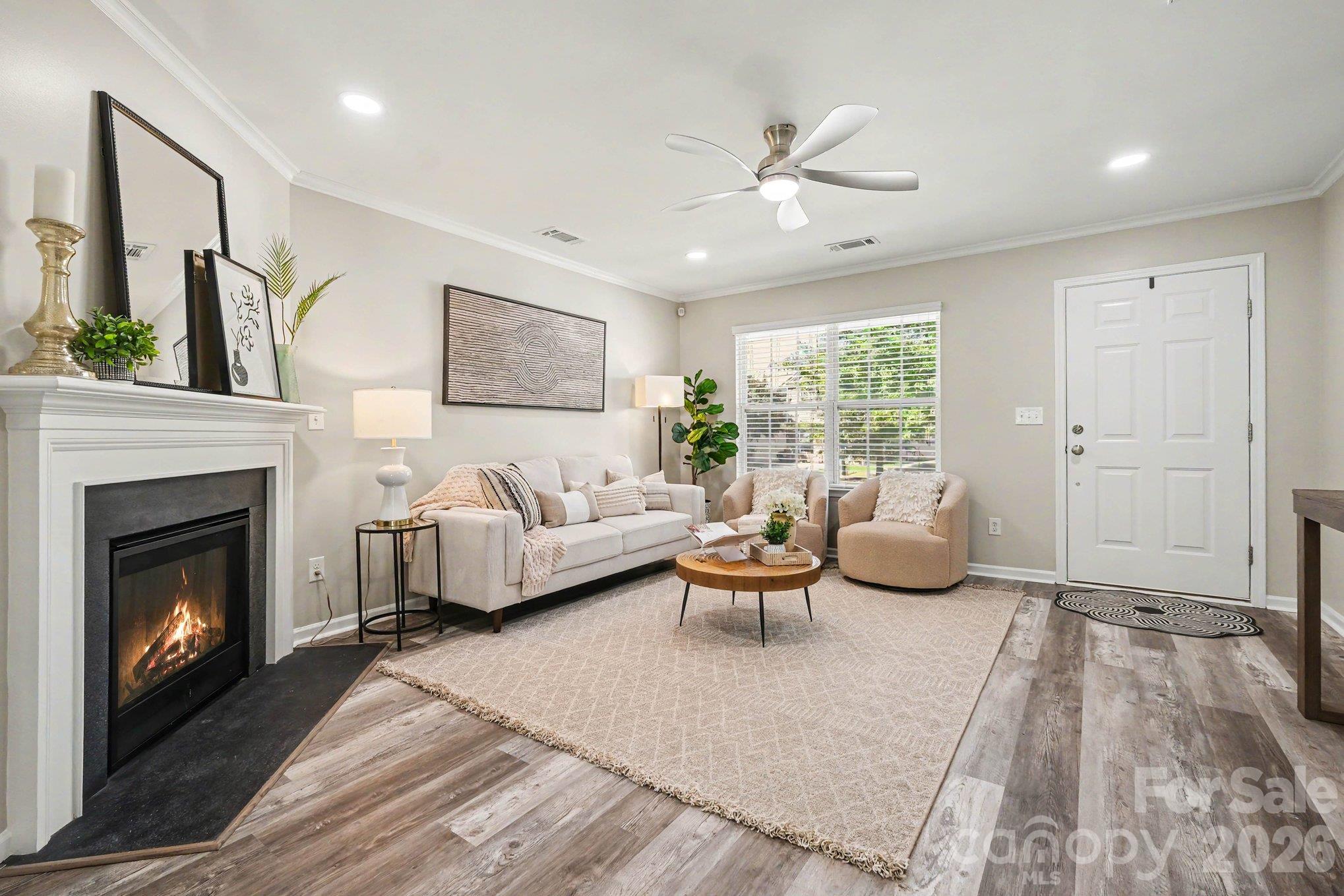 6826 Broad Valley Court Property Photo 2