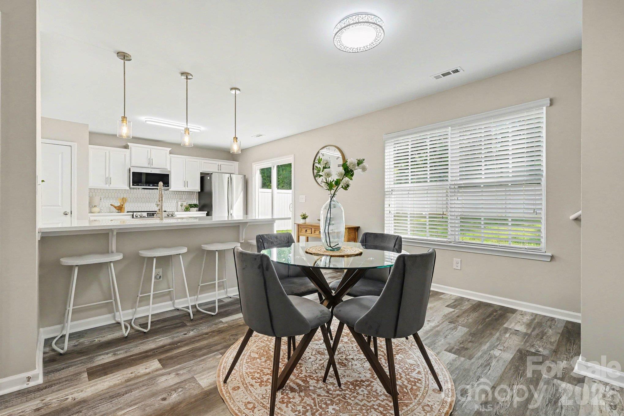 6826 Broad Valley Court Property Photo 6