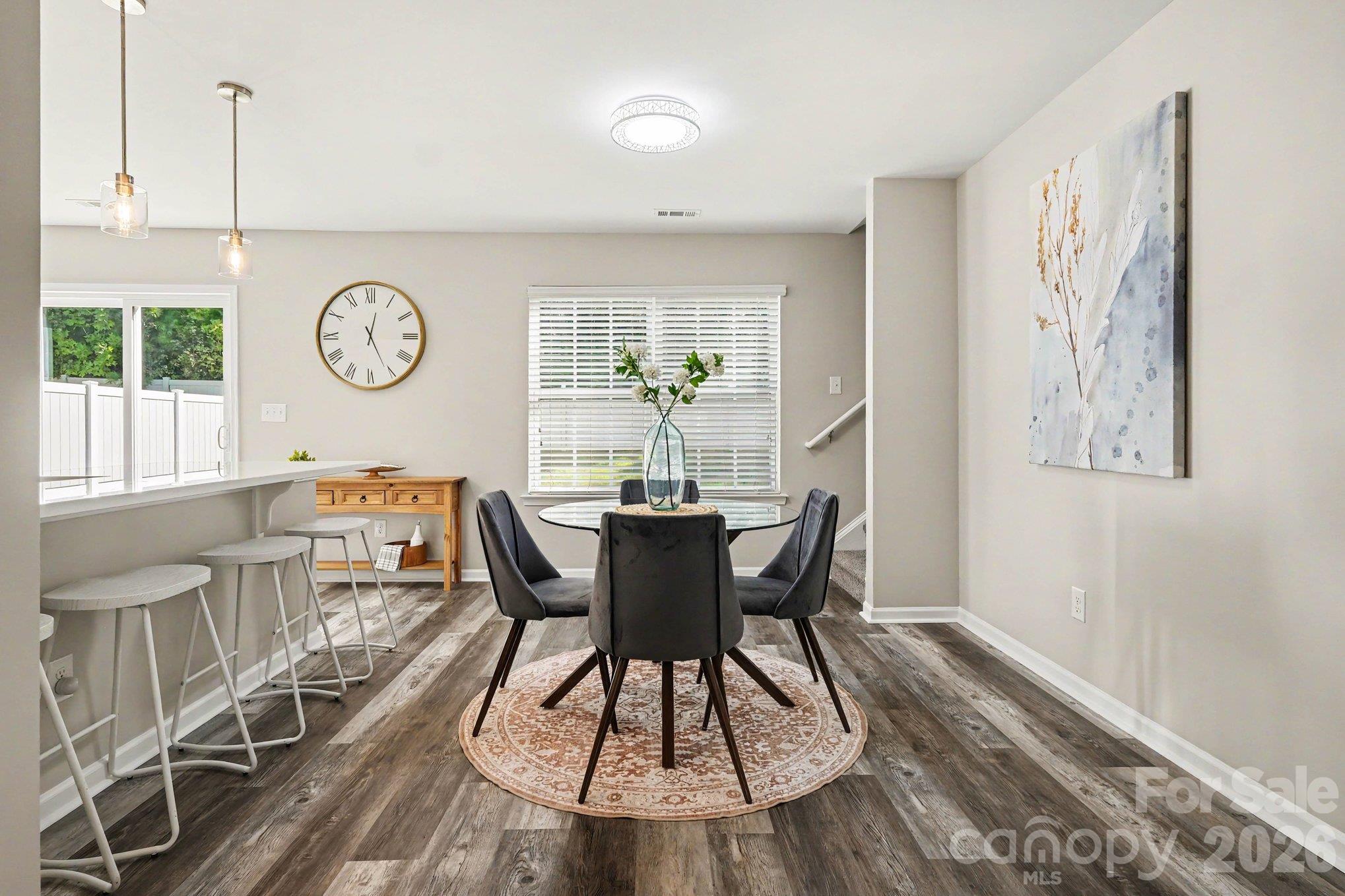 6826 Broad Valley Court Property Photo 7