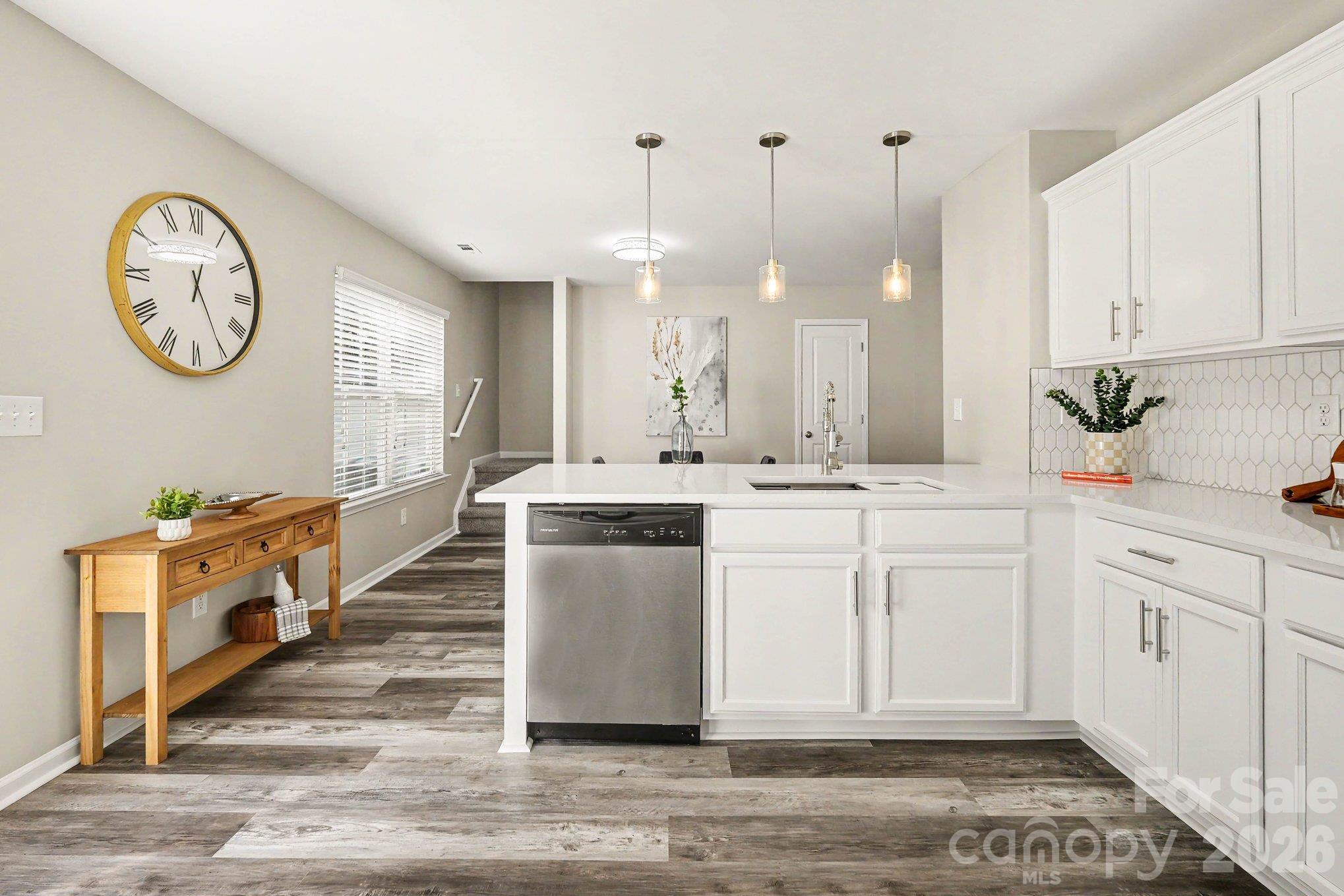 6826 Broad Valley Court Property Photo 11
