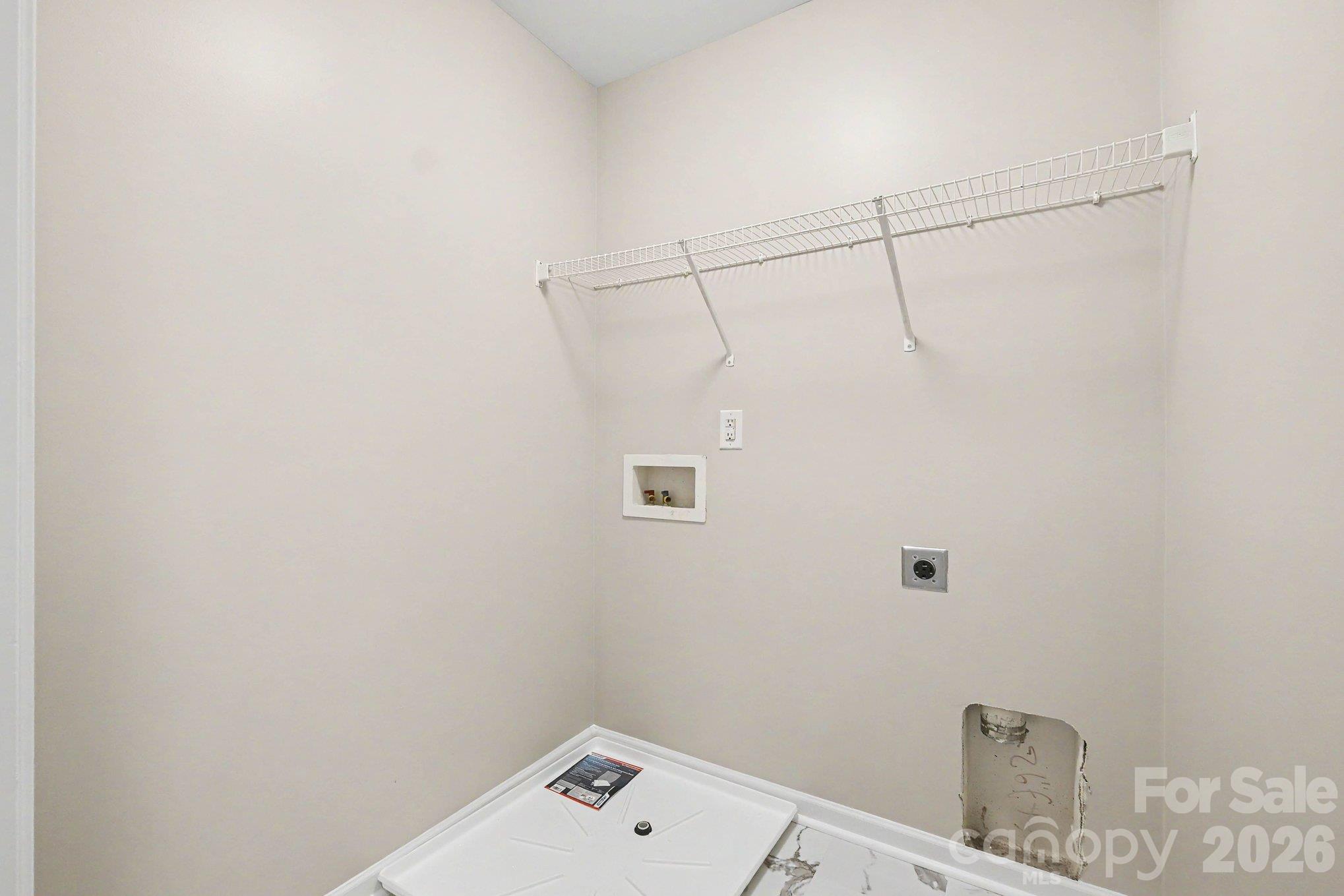 6826 Broad Valley Court Property Photo 27